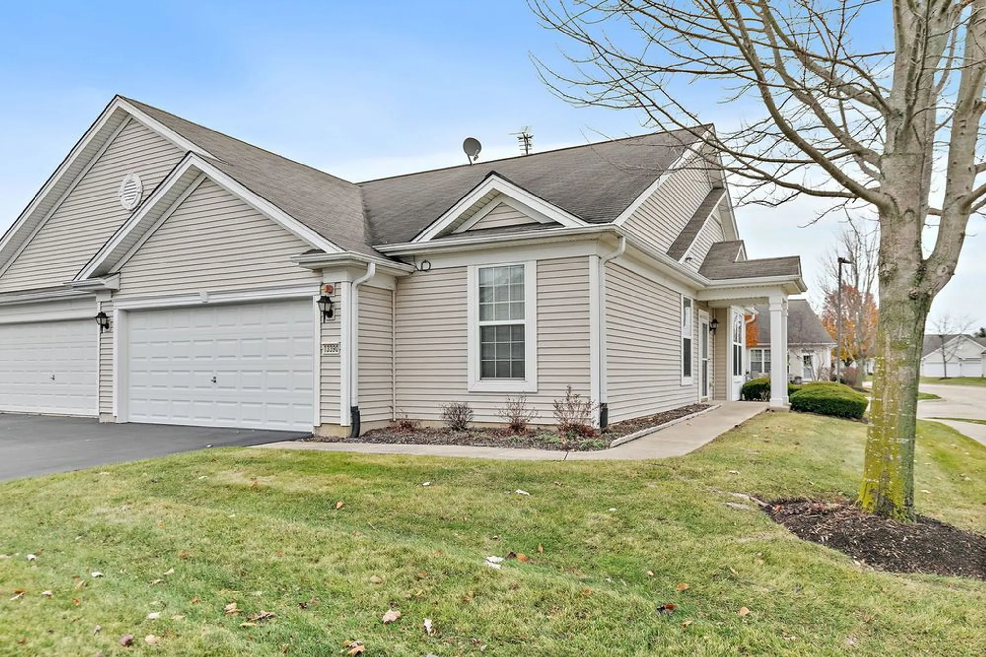 Property Slideshow image 1 of 20 | 13390 red alder ave, Huntley, IL, 60142