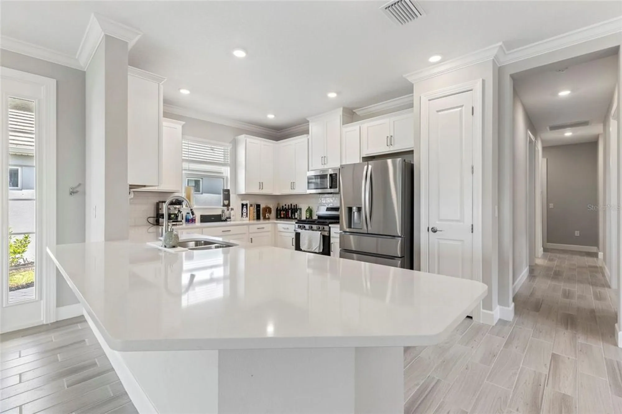 Property Slideshow image 4 of 56 | 16126 san donato pl, Bradenton, FL, 34211