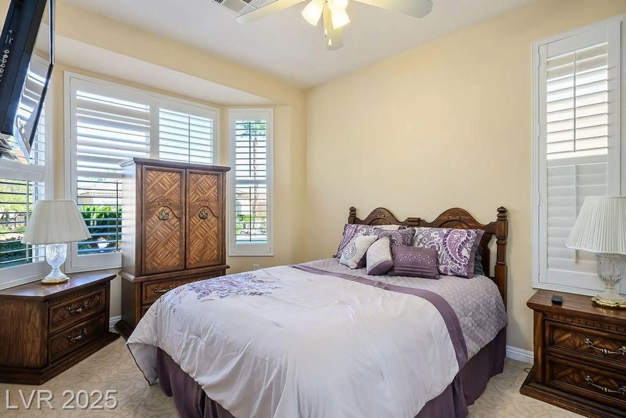 Property Slideshow image 26 of 64 | 5123 vincitor st, Las Vegas, NV, 89135