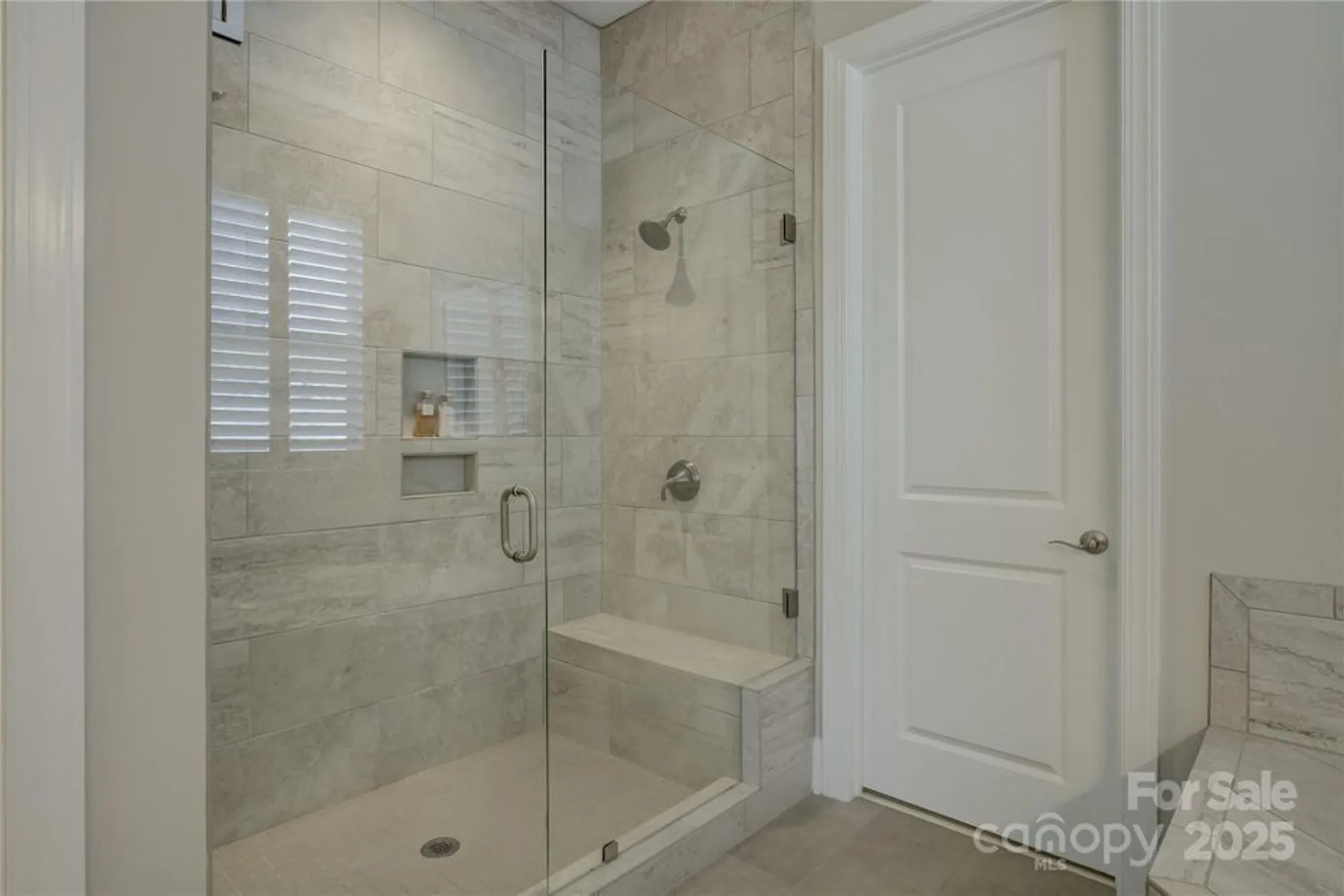 Property Slideshow image 26 of 48 | 16010 vale ridge dr, Charlotte, NC, 28278