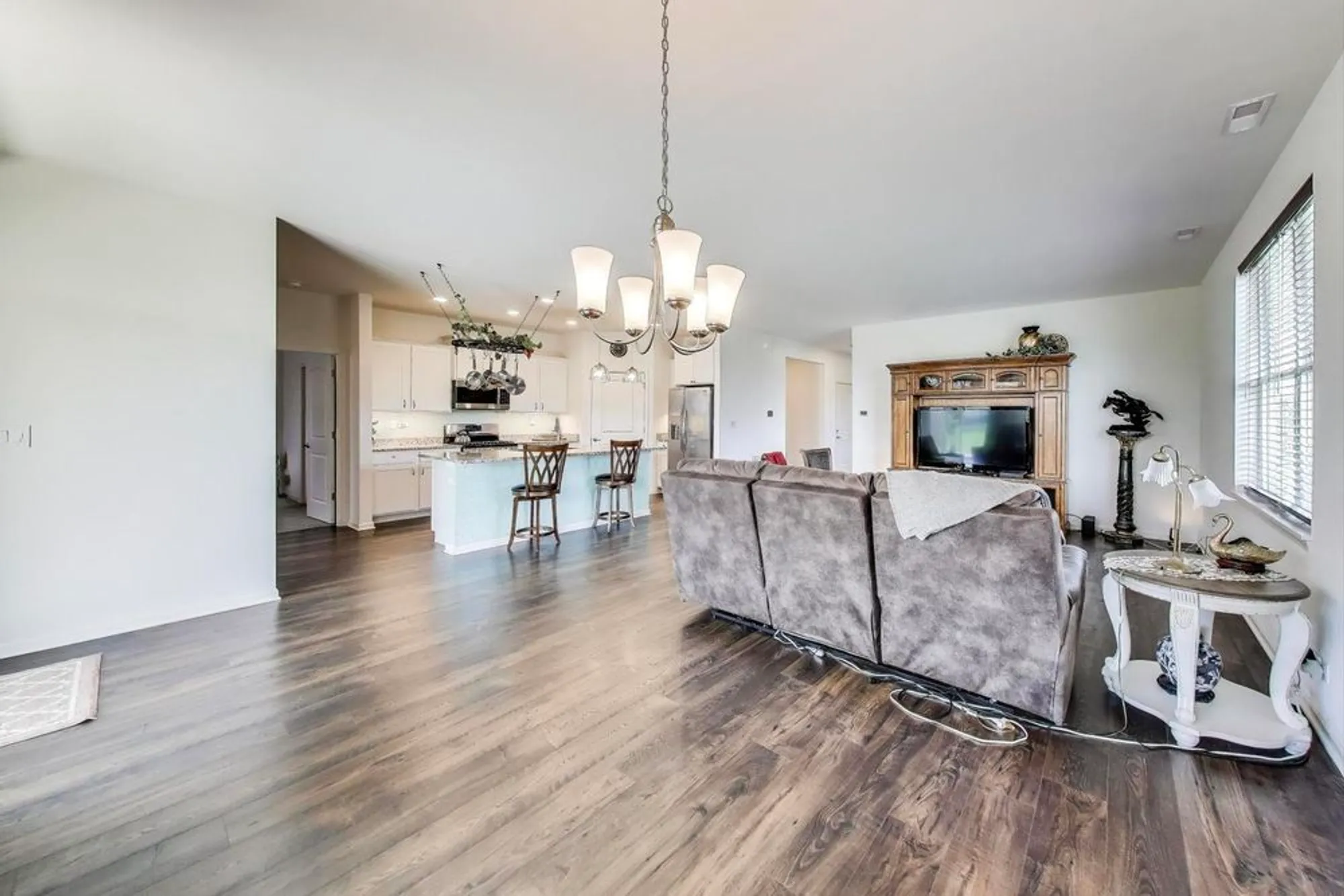 Property Slideshow image 7 of 30 | 2358 cannon dr, Pingree Grove, IL, 60140