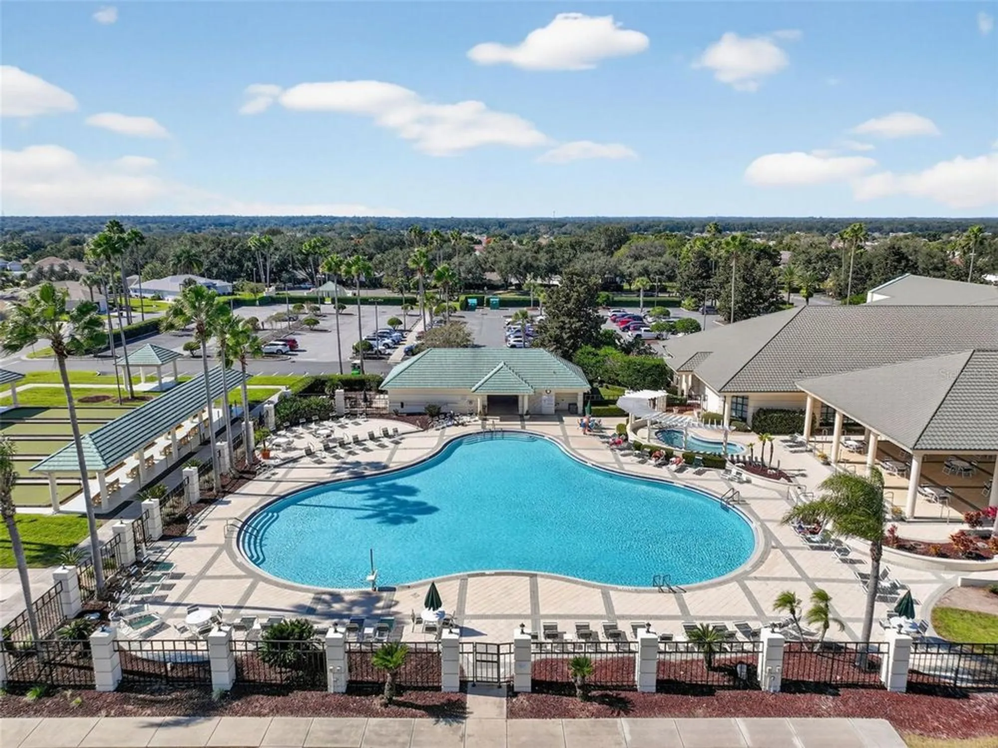 Property Slideshow image 24 of 29 | 13520 se 87th cir, Summerfield, FL, 34491