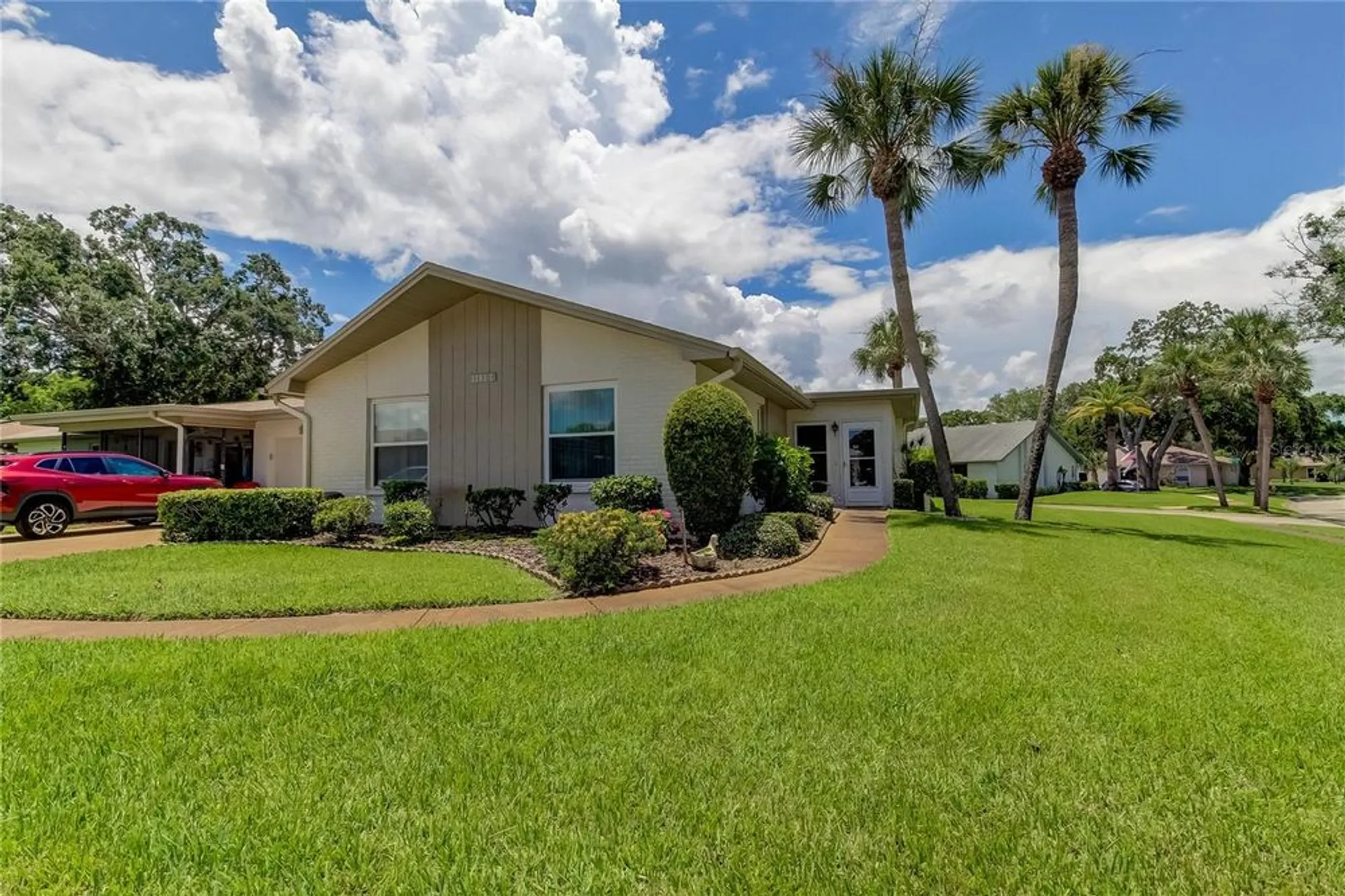 Property Slideshow image 2 of 44 | 3283 hilary cir 2c, Palm Harbor, FL, 34684