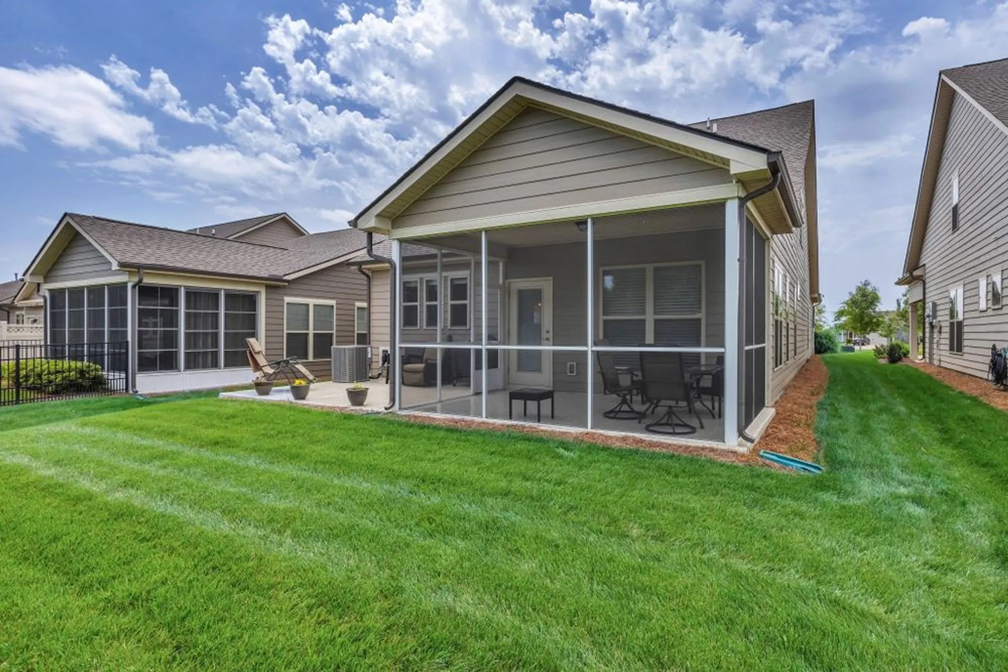 Property Slideshow image 28 of 46 | 1753 humphreys gln, Spring Hill, TN, 37174