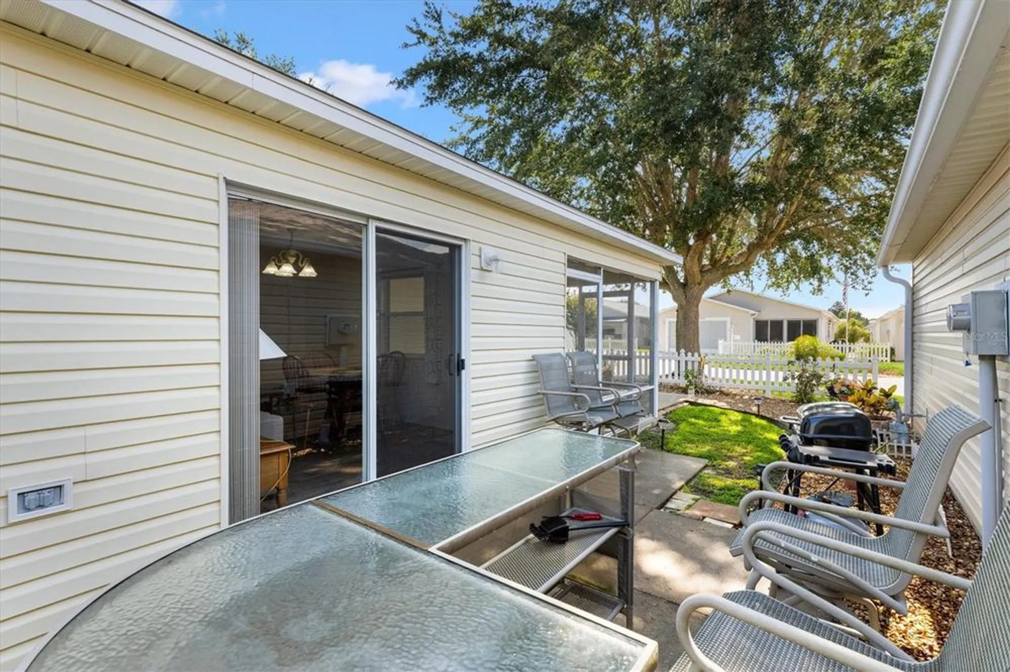 Property Slideshow image 24 of 31 | 16938 se 94th sunnybrook cir, The Villages, FL, 32162