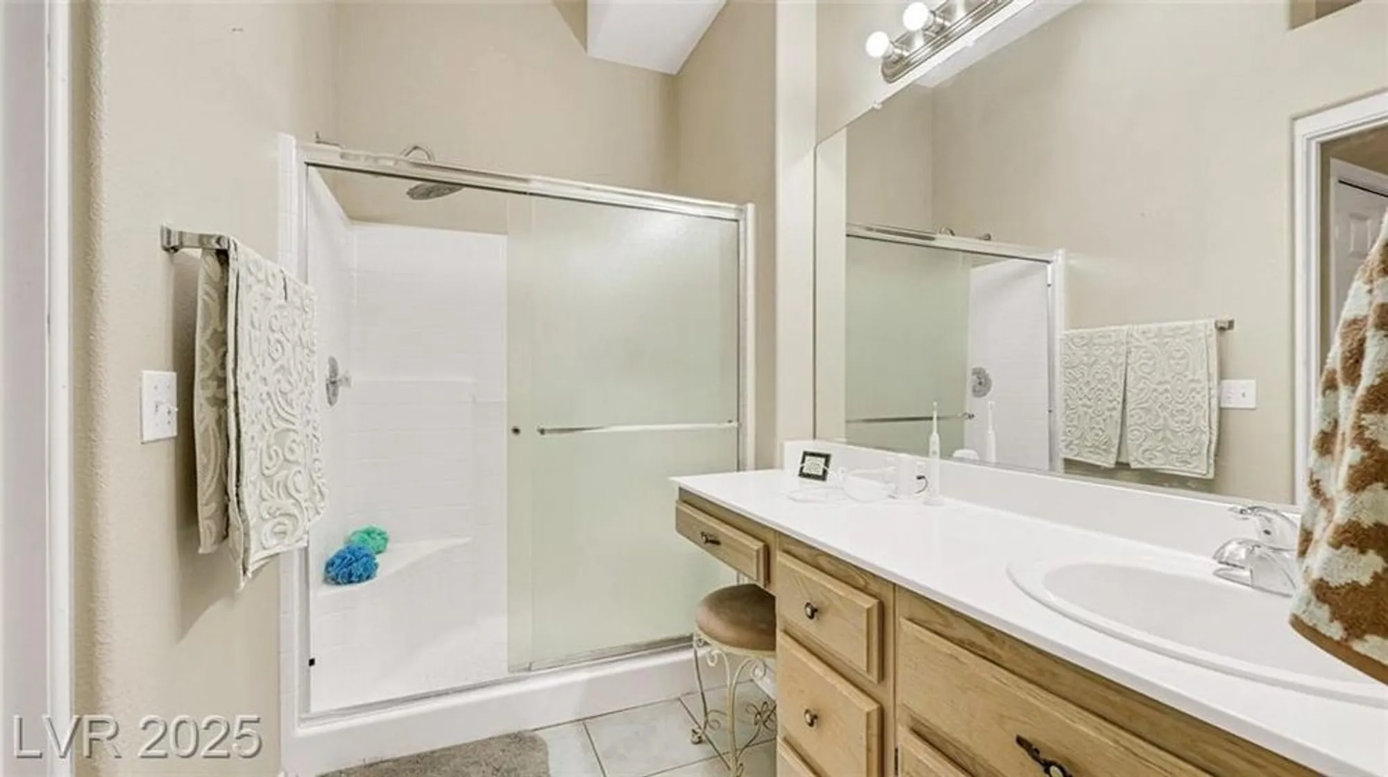 Property Slideshow image 27 of 31 | 2075 joy view ln, Henderson, NV, 89012