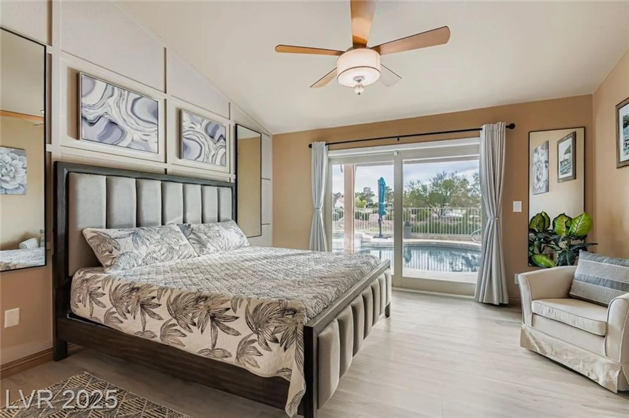 Property Slideshow image 15 of 32 | 9101 villa ridge dr, Las Vegas, NV, 89134