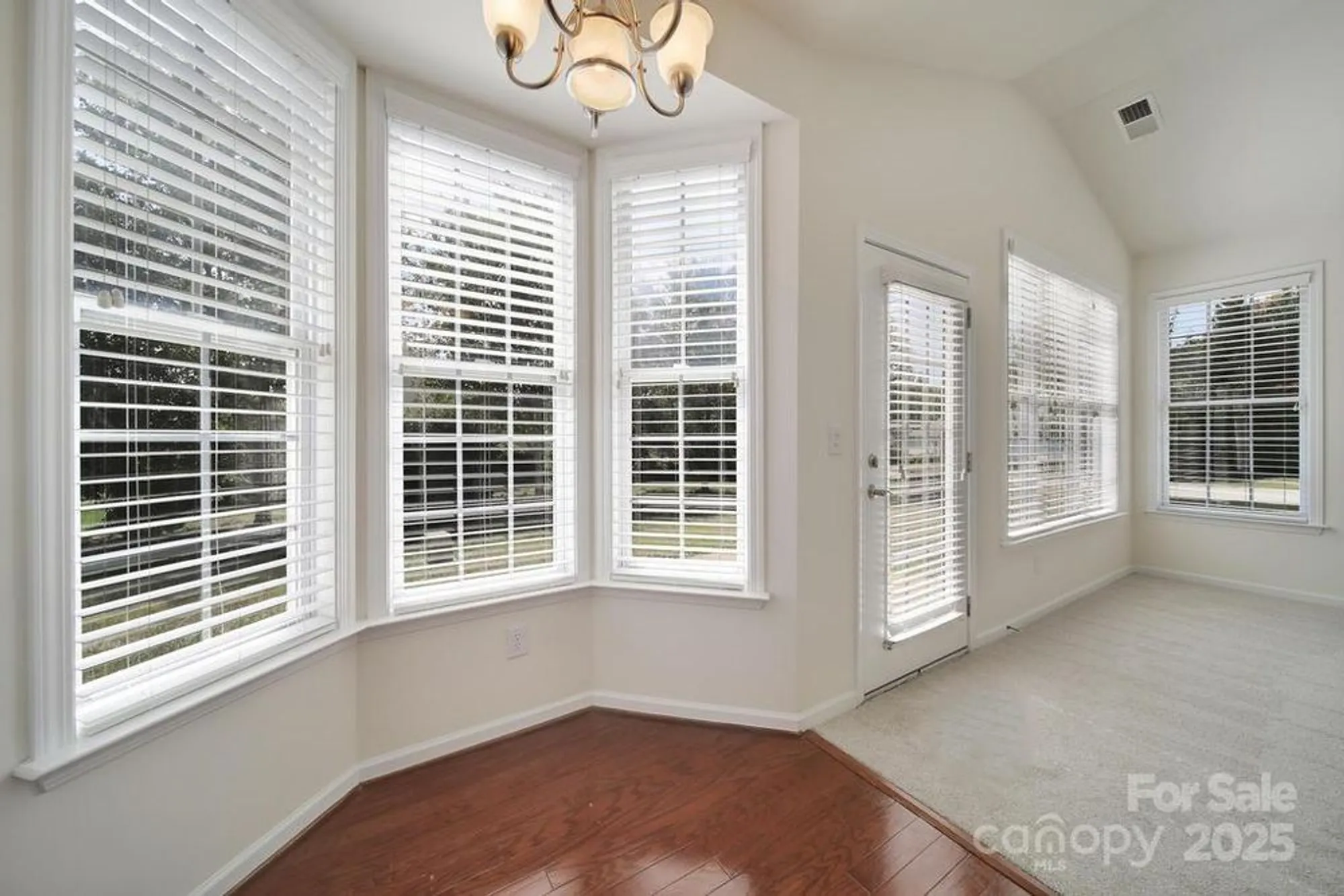 Property Slideshow image 14 of 40 | 328 garnet ct, Fort Mill, SC, 29708