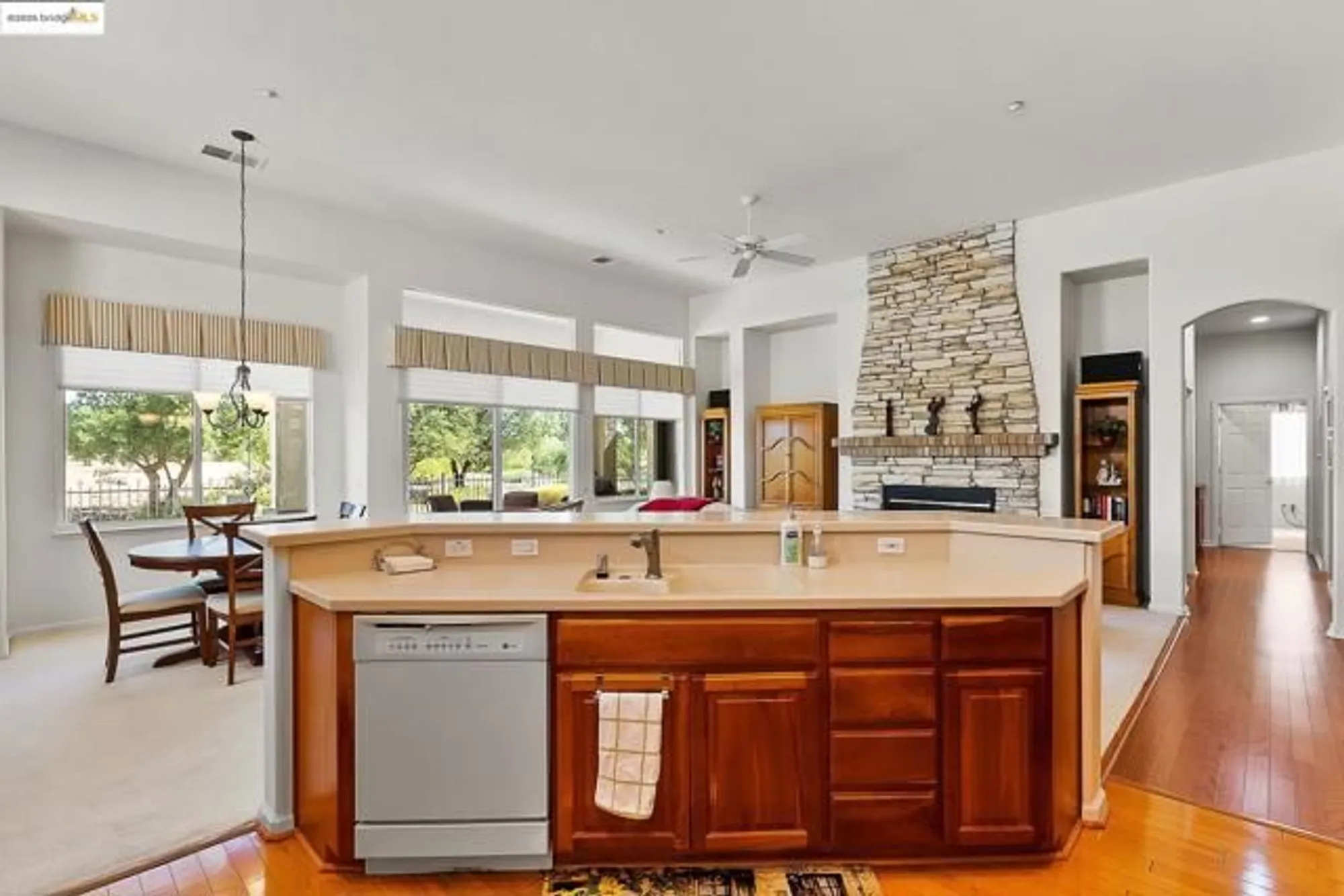 Property Slideshow image 22 of 55 | 1503 bismarck ln, Brentwood, CA, 94513