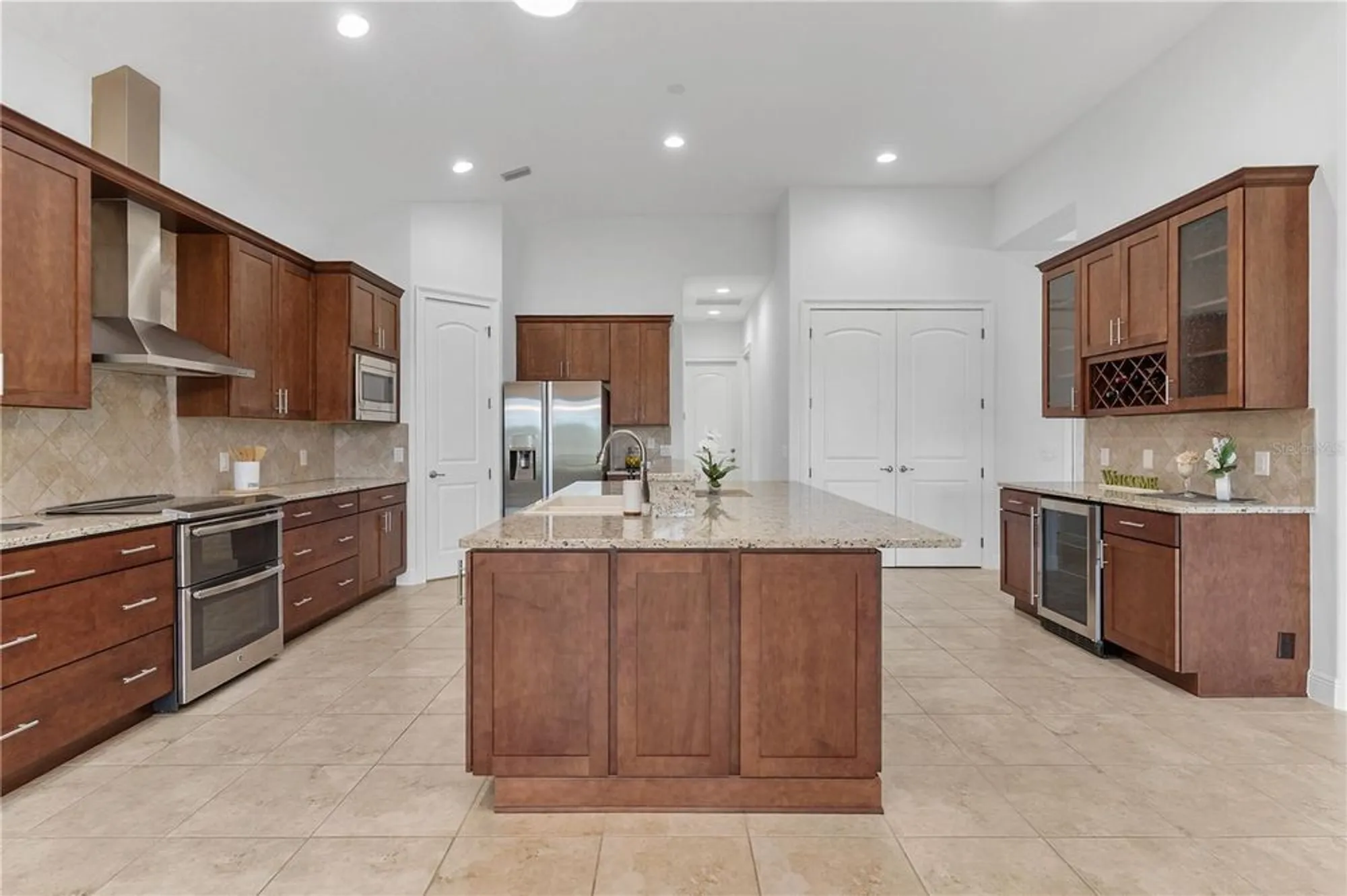 Property Slideshow image 18 of 54 | 5312 meadow hill loop, Lady Lake, FL, 32159