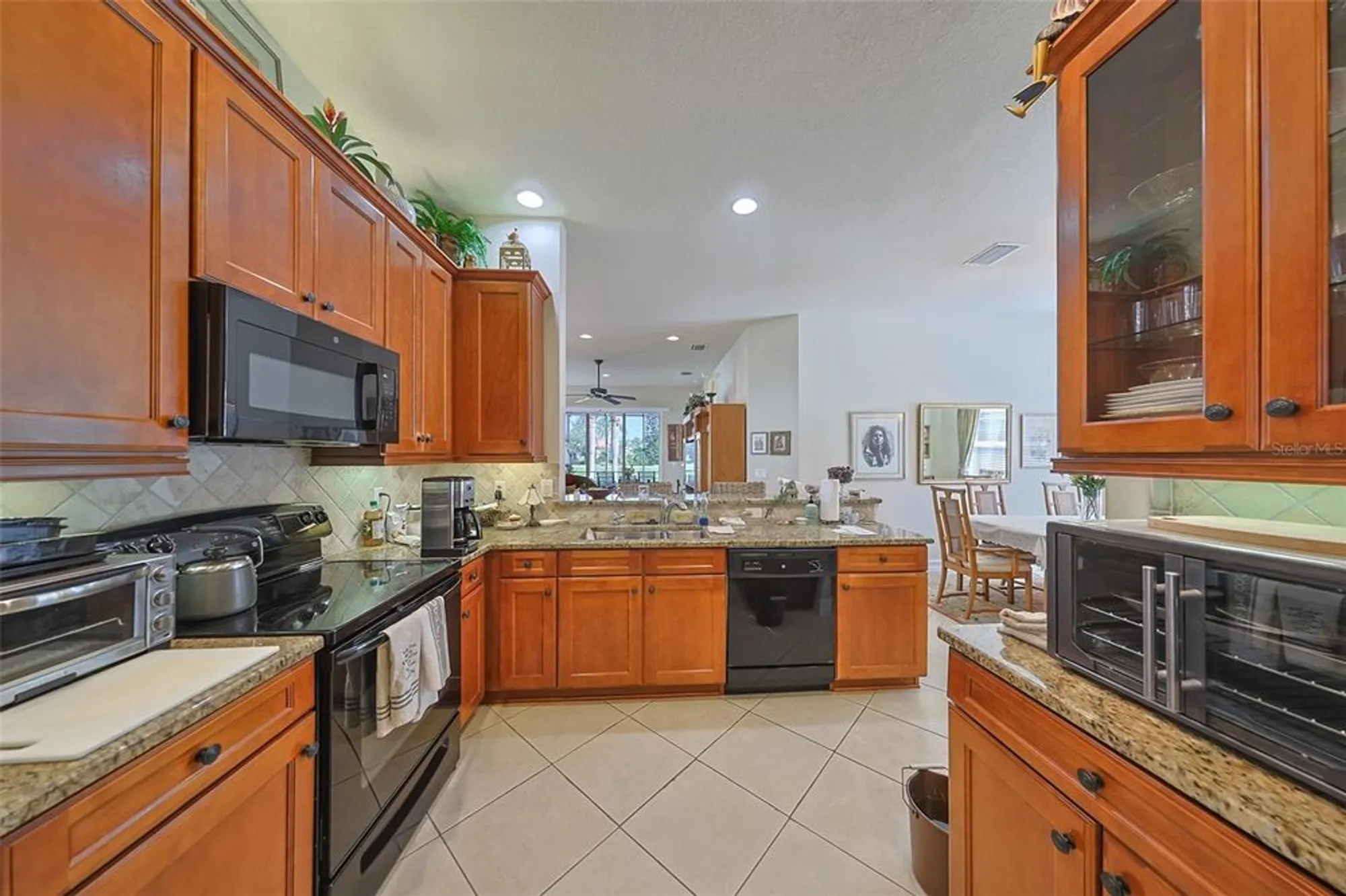 Property Slideshow image 3 of 67 | 15948 cobble mill dr, Wimauma, FL, 33598