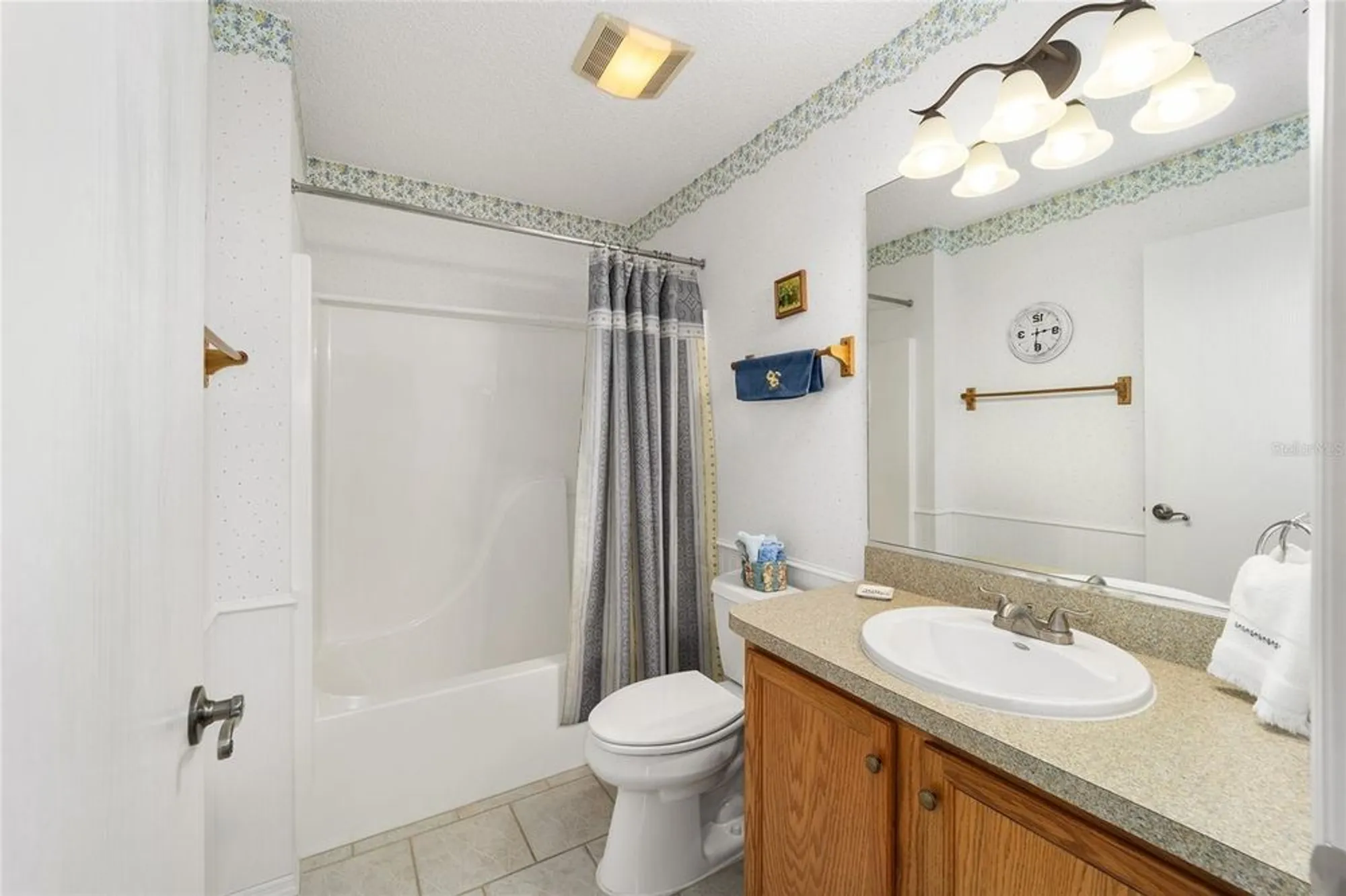 Property Slideshow image 28 of 36 | 2907 barboza dr, The Villages, FL, 32162