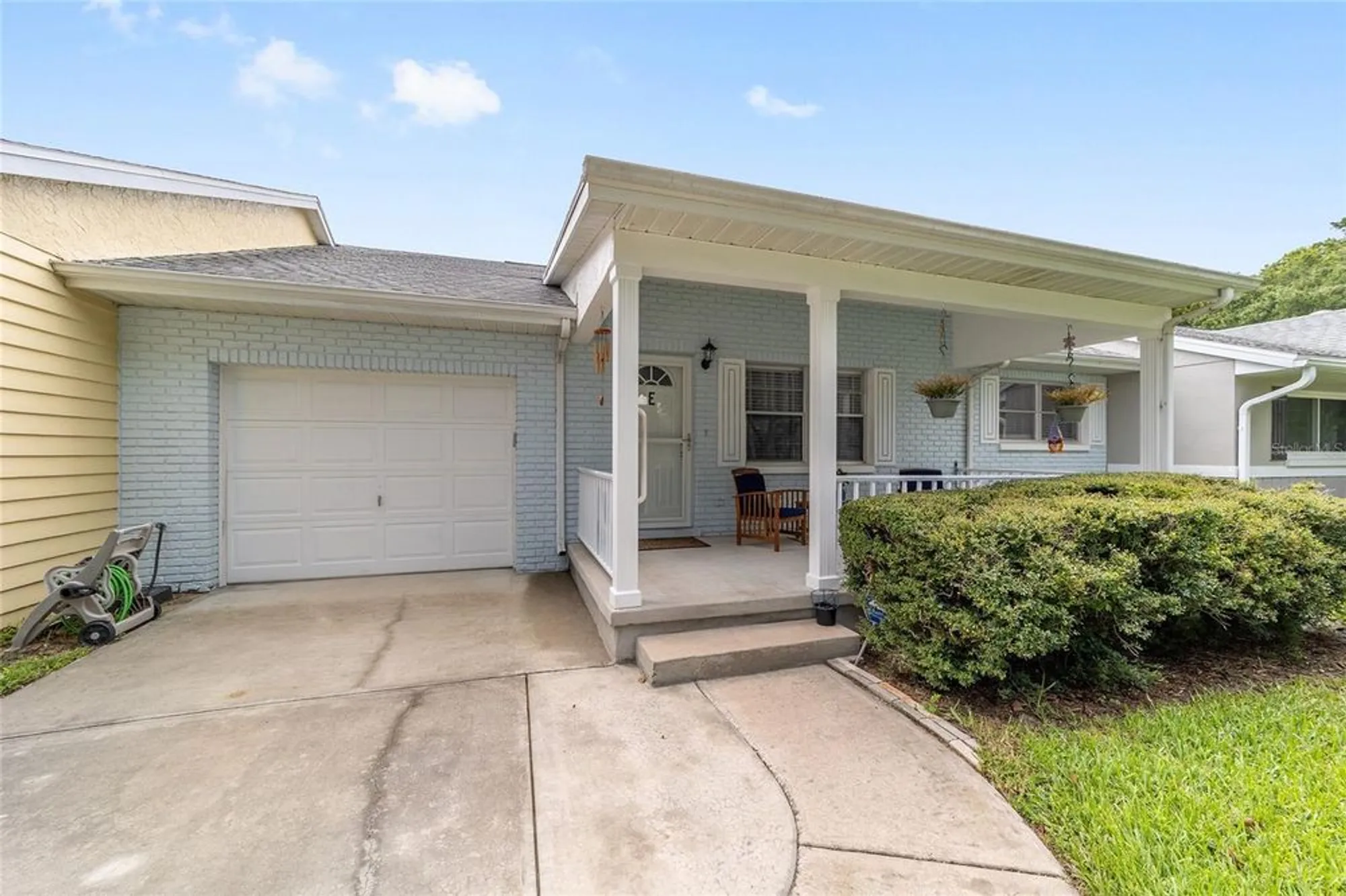 Property Slideshow image 2 of 22 | 8677 sw 95th ln e, Ocala, FL, 34481