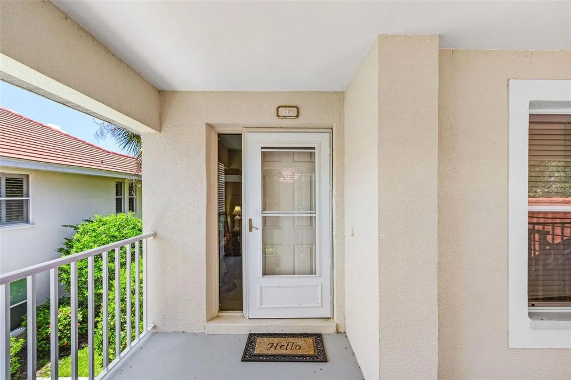 Property Slideshow image 4 of 26 | 14008 willow glen ct 210, Port Charlotte, FL, 33953