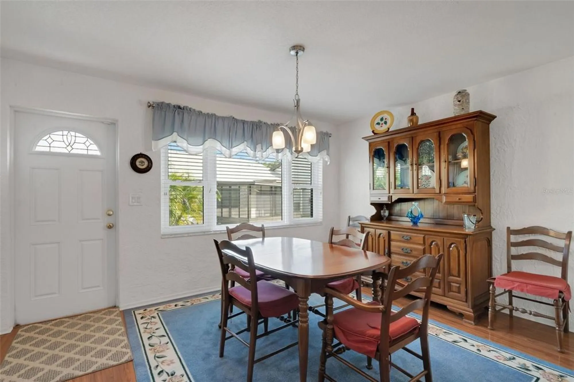 Property Slideshow image 9 of 79 | 3681 ridgemont ct, Palm Harbor, FL, 34684