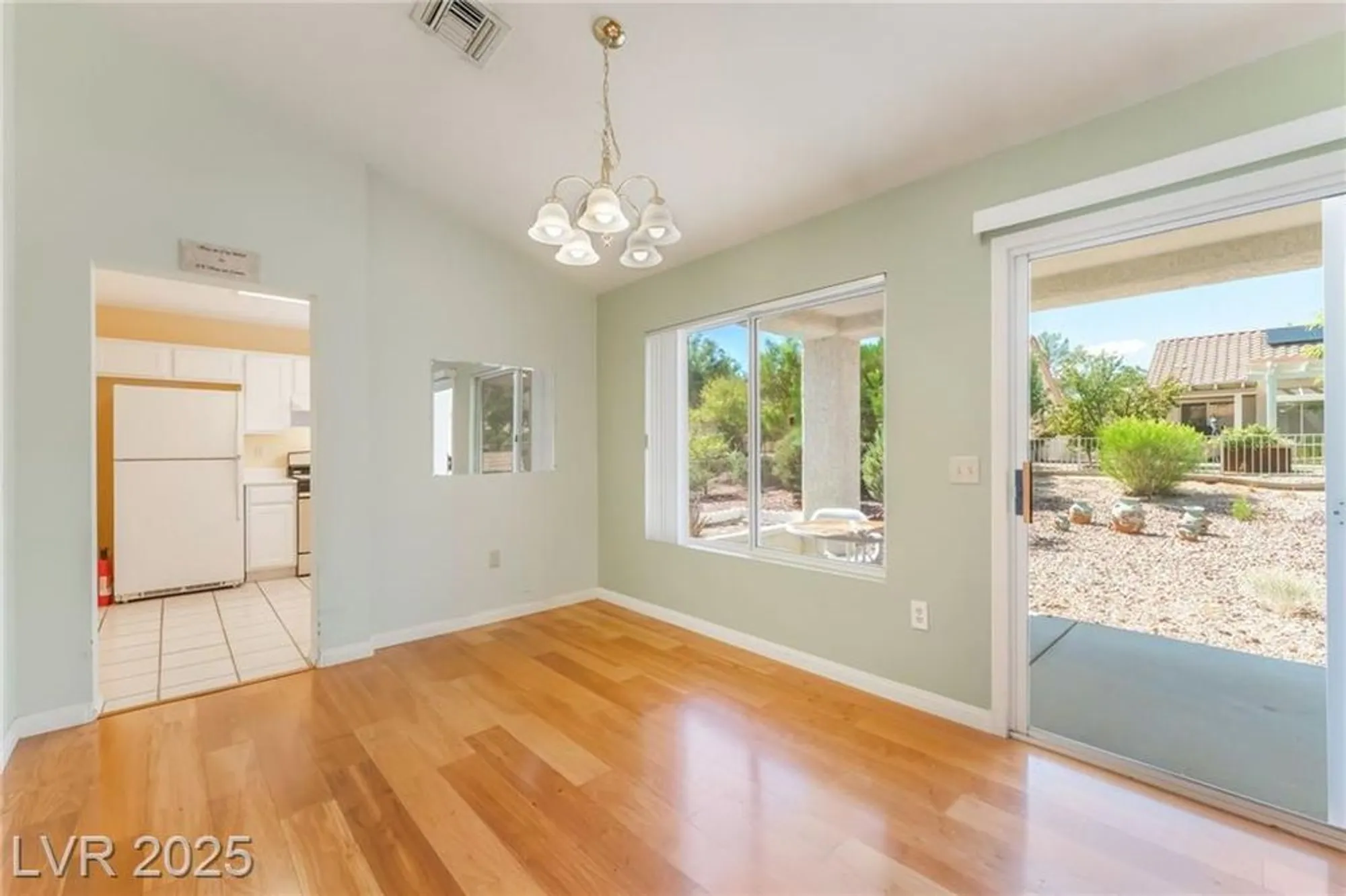Property Slideshow image 5 of 31 | 2601 desert sands dr, Las Vegas, NV, 89134