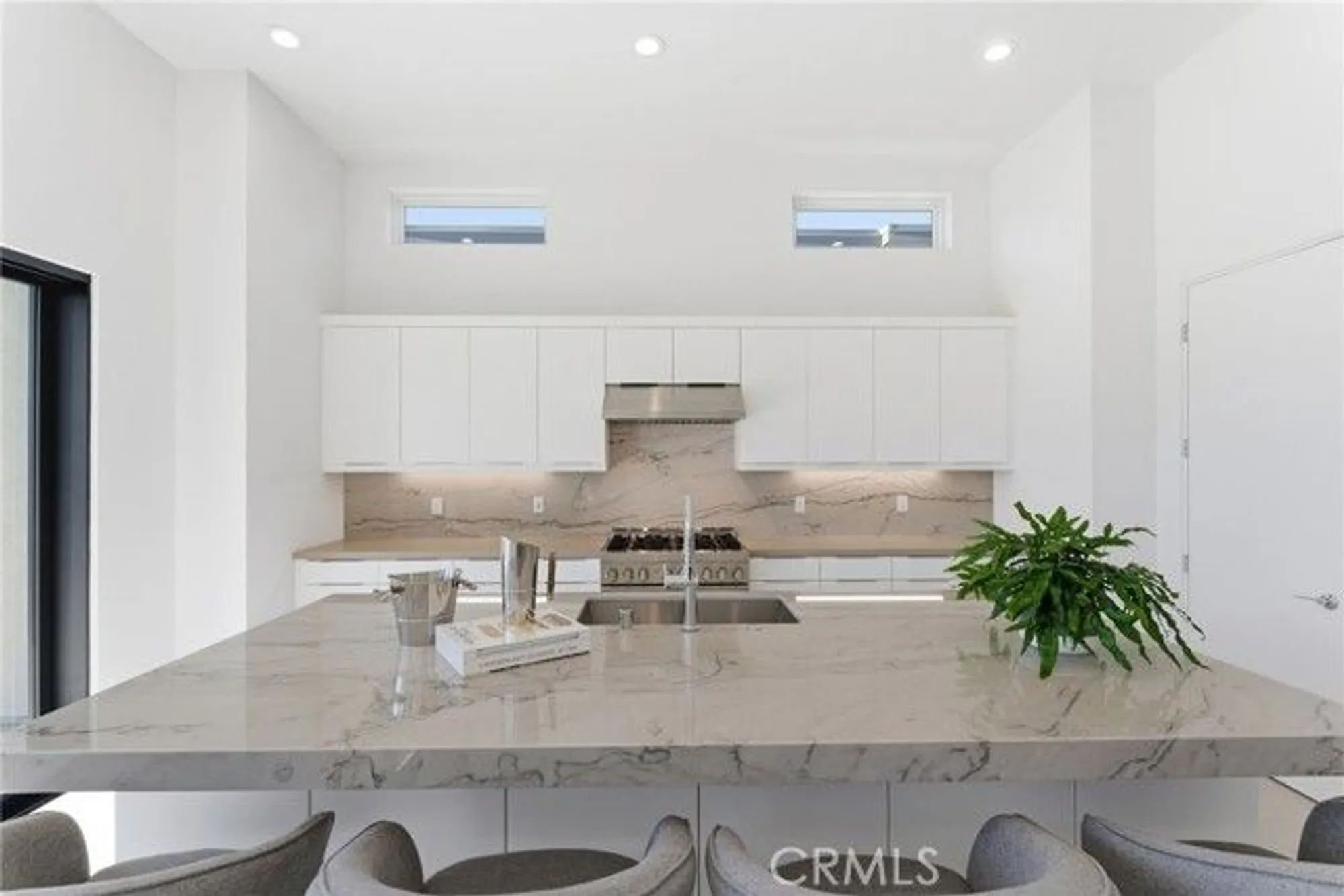 Property Slideshow image 5 of 22 | 1403 celadon st, Palm Springs, CA, 92262