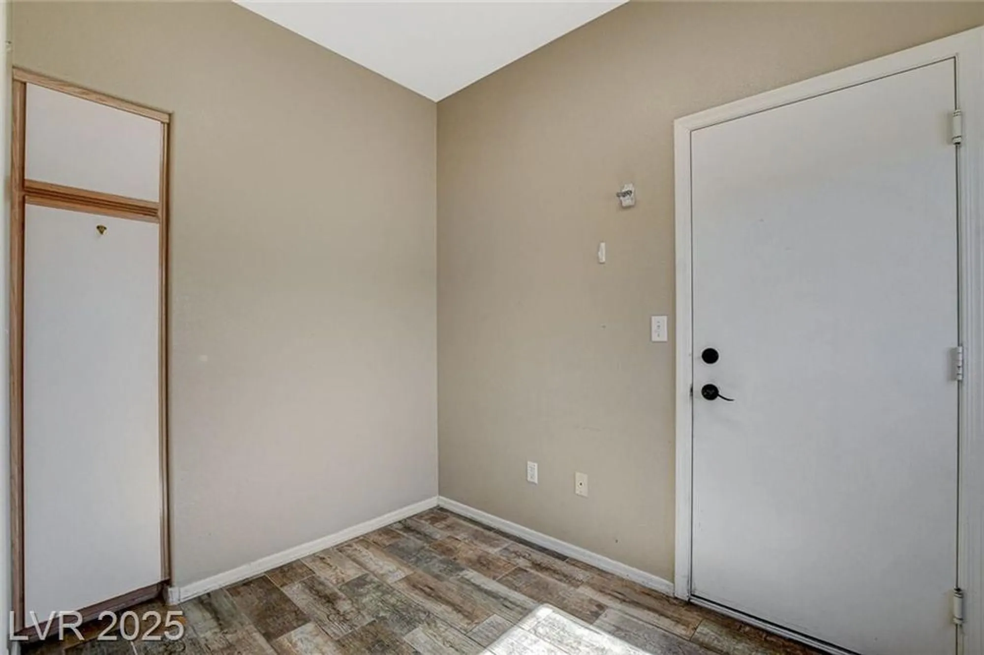 Property Slideshow image 15 of 66 | 3112 haddon dr, Las Vegas, NV, 89134