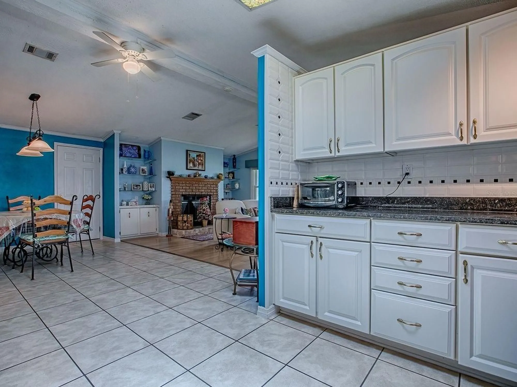 Property Slideshow image 14 of 45 | 25007 bellevue, Leesburg, FL, 34748