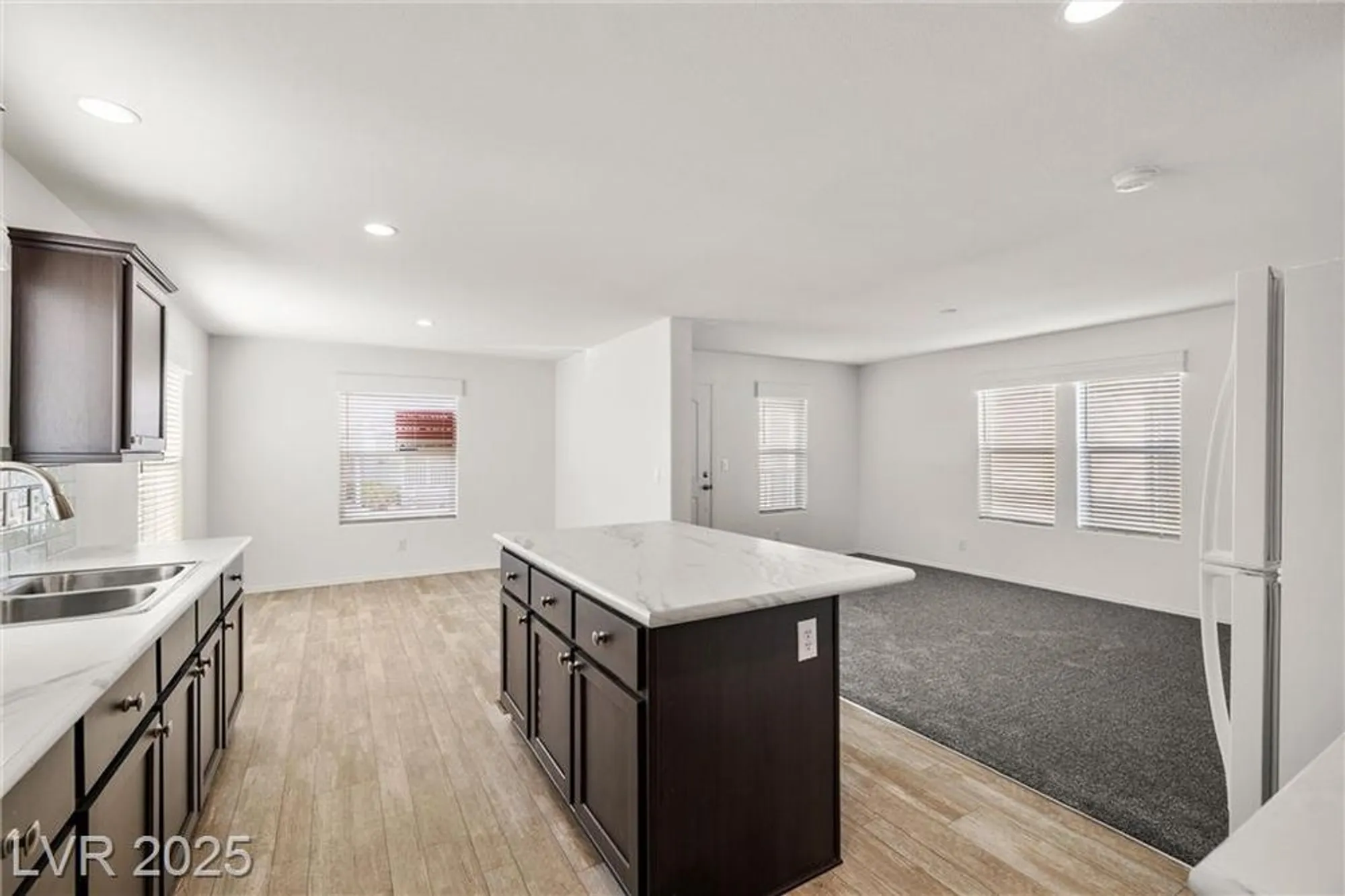 Property Slideshow image 12 of 43 | 410 candle stick ave, Pahrump, NV, 89048