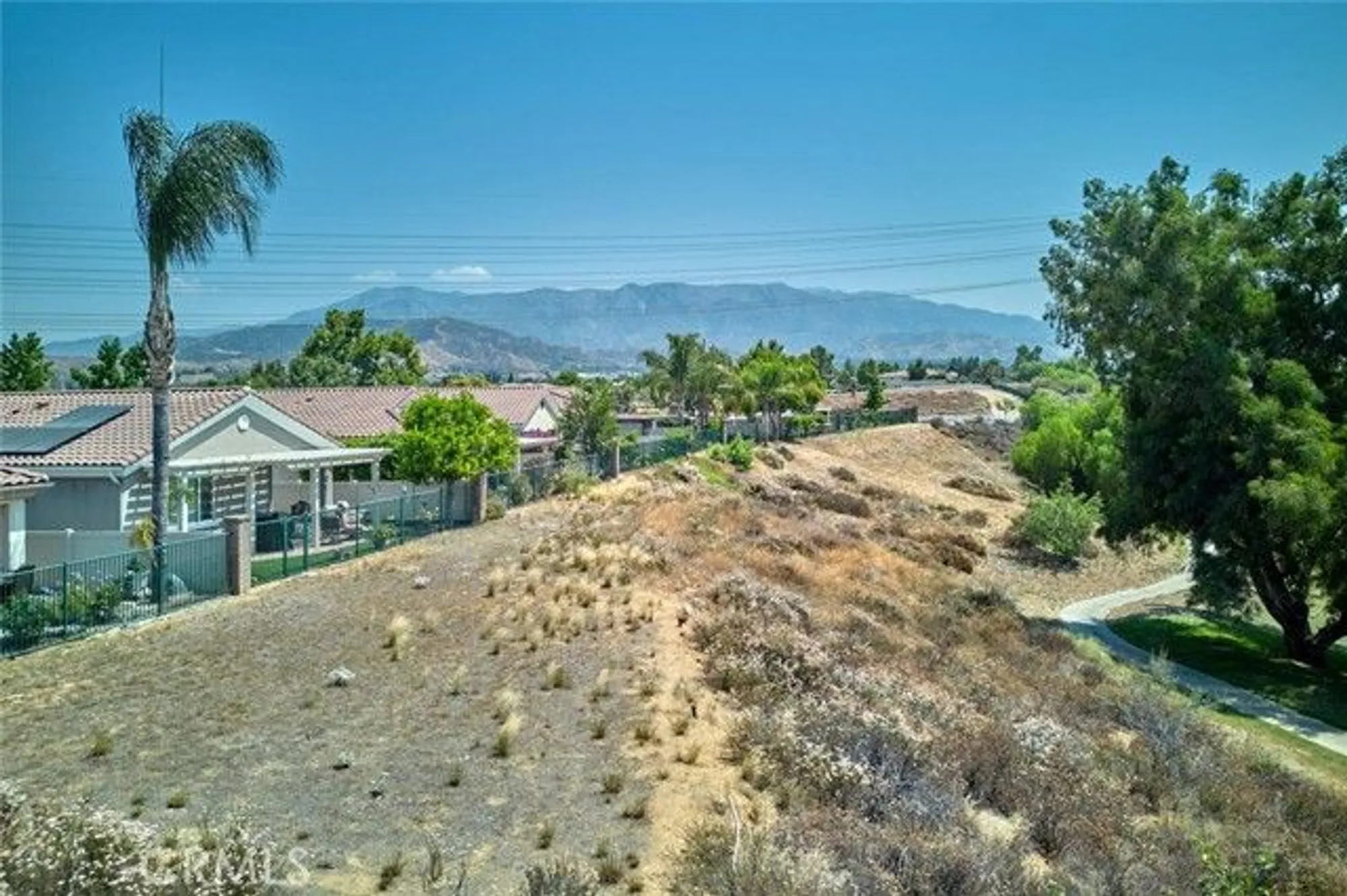 Property Slideshow image 42 of 64 | 1660 snowberry rd, Beaumont, CA, 92223