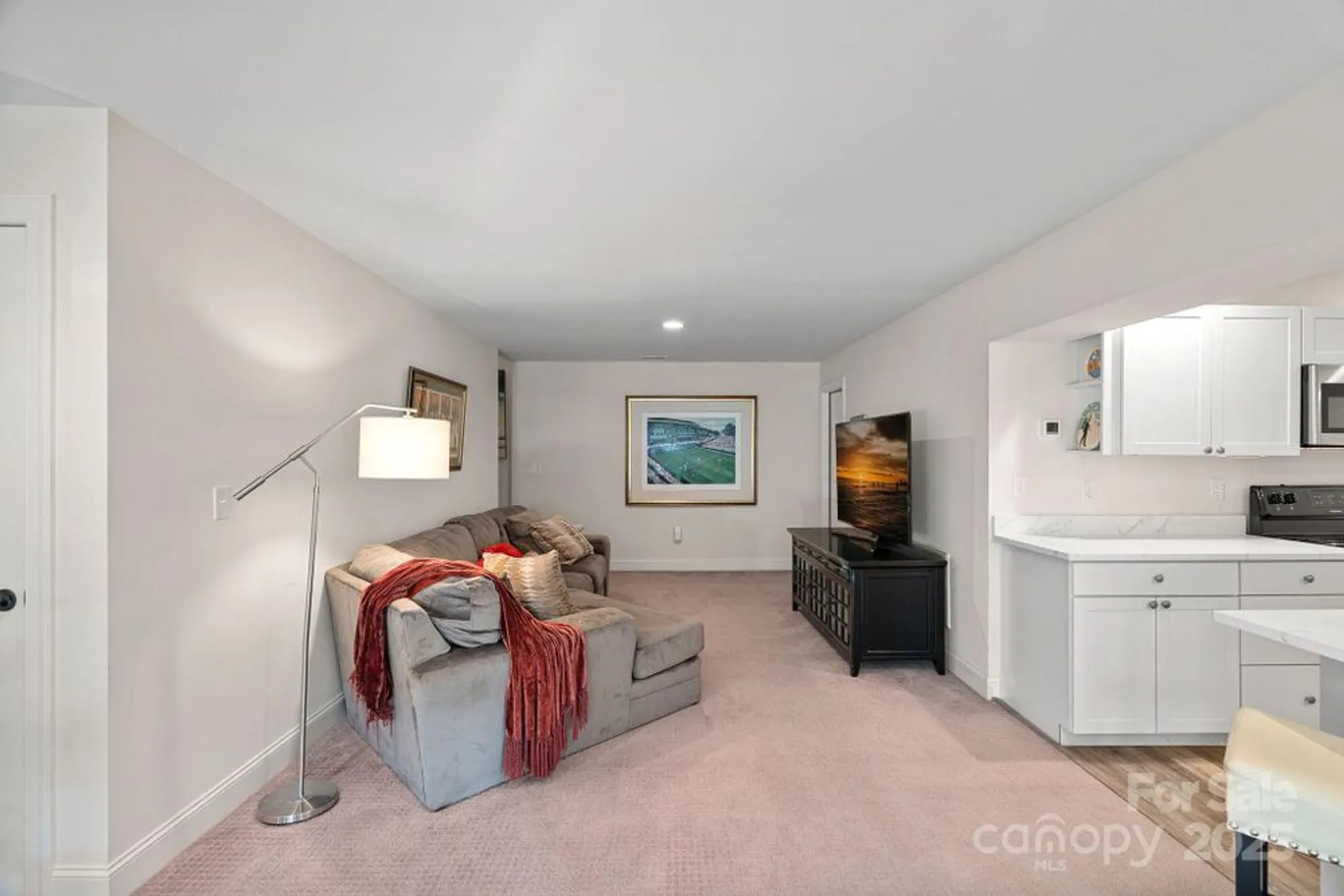 Property Slideshow image 19 of 35 | 8032 parknoll dr, Huntersville, NC, 28078