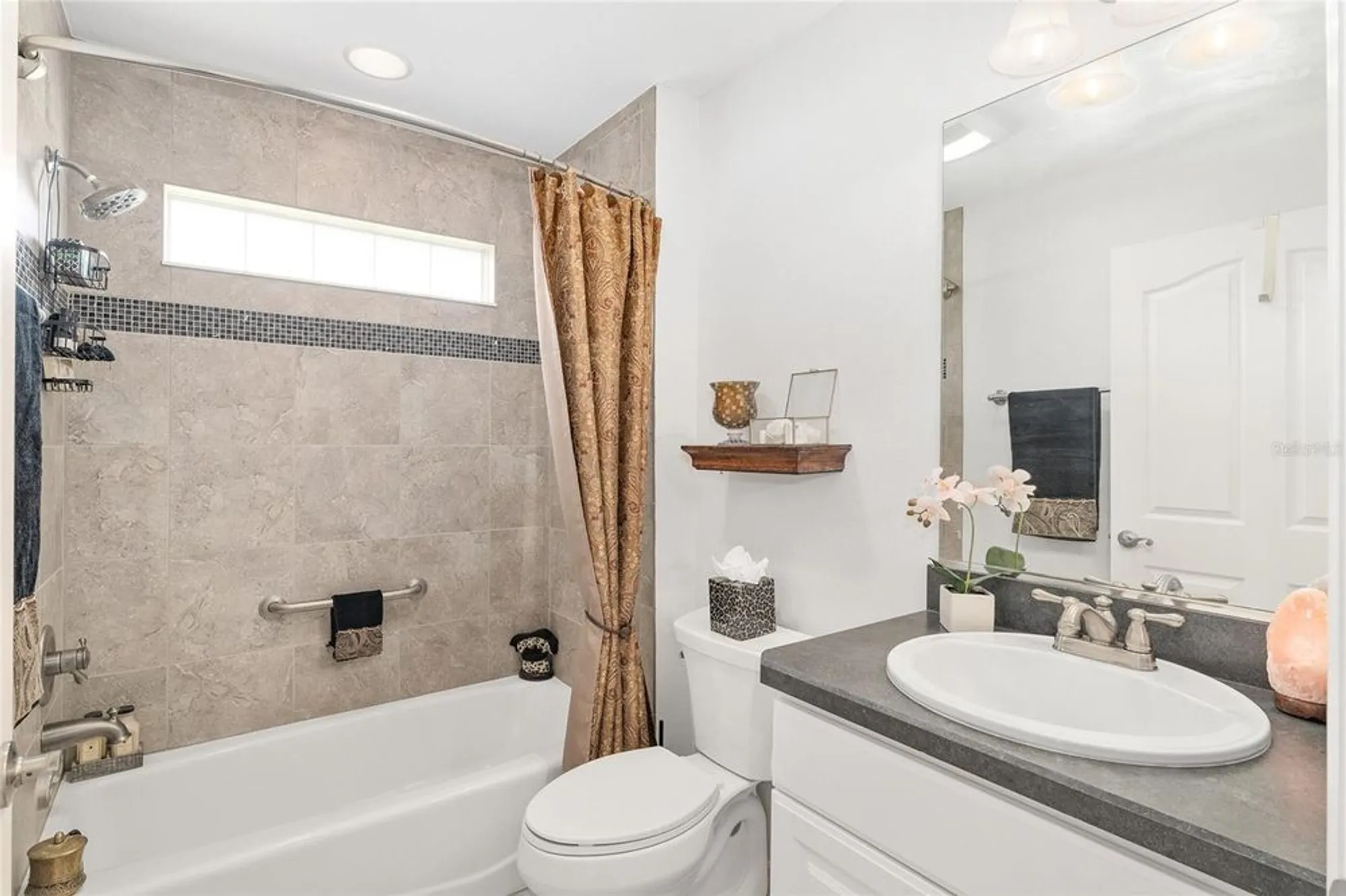 Property Slideshow image 33 of 47 | 506 deauville ct, The Villages, FL, 32163