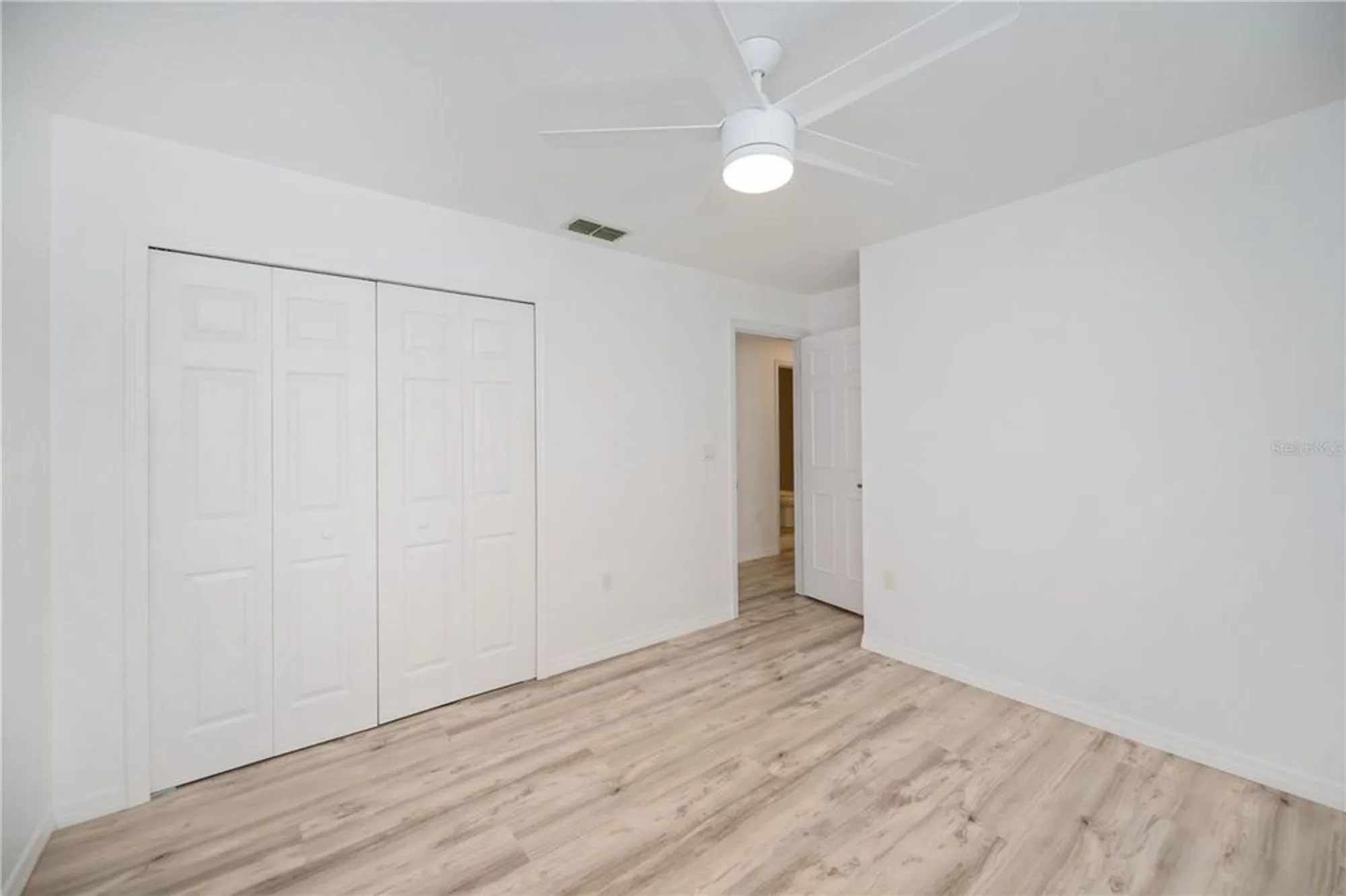 Property Slideshow image 26 of 58 | 425 cypress forest dr, Englewood, FL, 34223