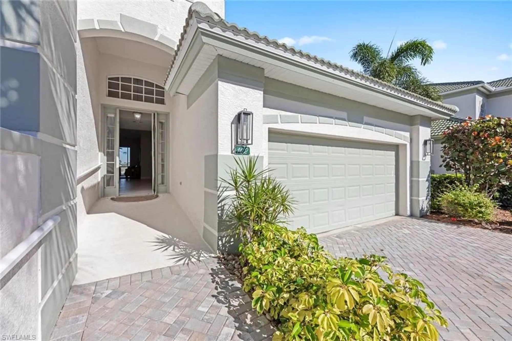 Property Slideshow image 4 of 50 | 26670 egrets landing dr 102, Bonita Springs, FL, 34134