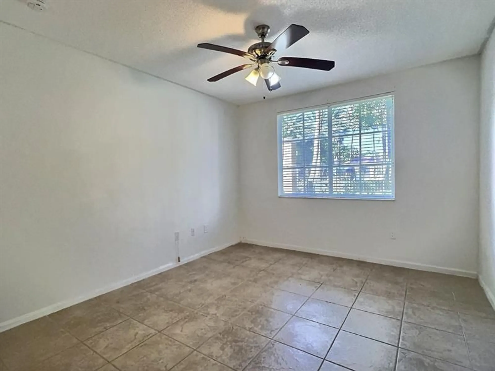 Property Slideshow image 20 of 35 | 7940 n nob hill rd 108, Tamarac, FL, 33321