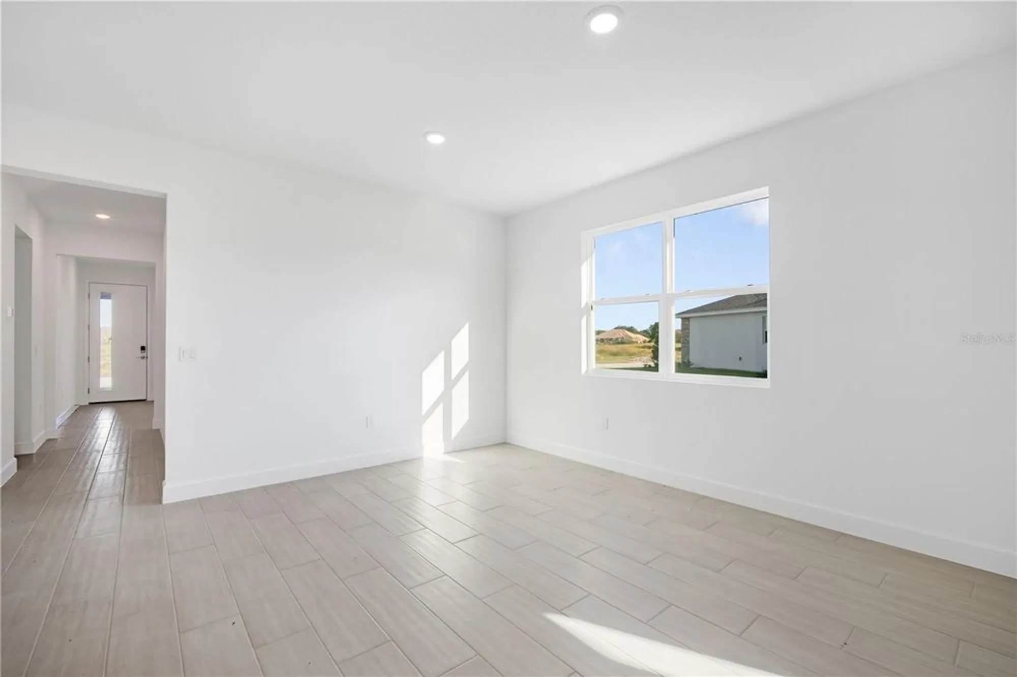 Property Slideshow image 11 of 30 | 9275 players dr, Weeki Wachee, FL, 34613