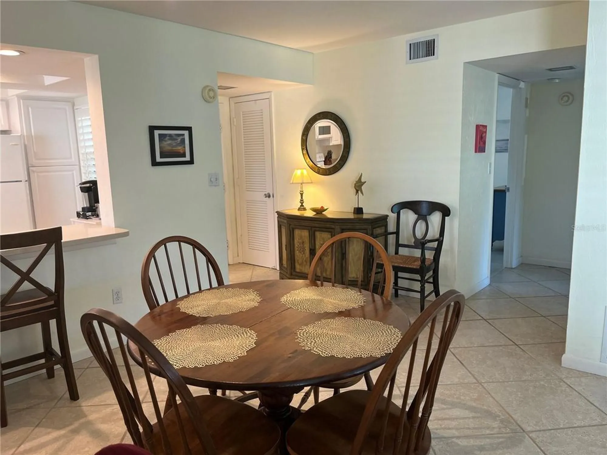 Property Slideshow image 20 of 32 | 1257 s portofino dr apt 208, Sarasota, FL, 34242