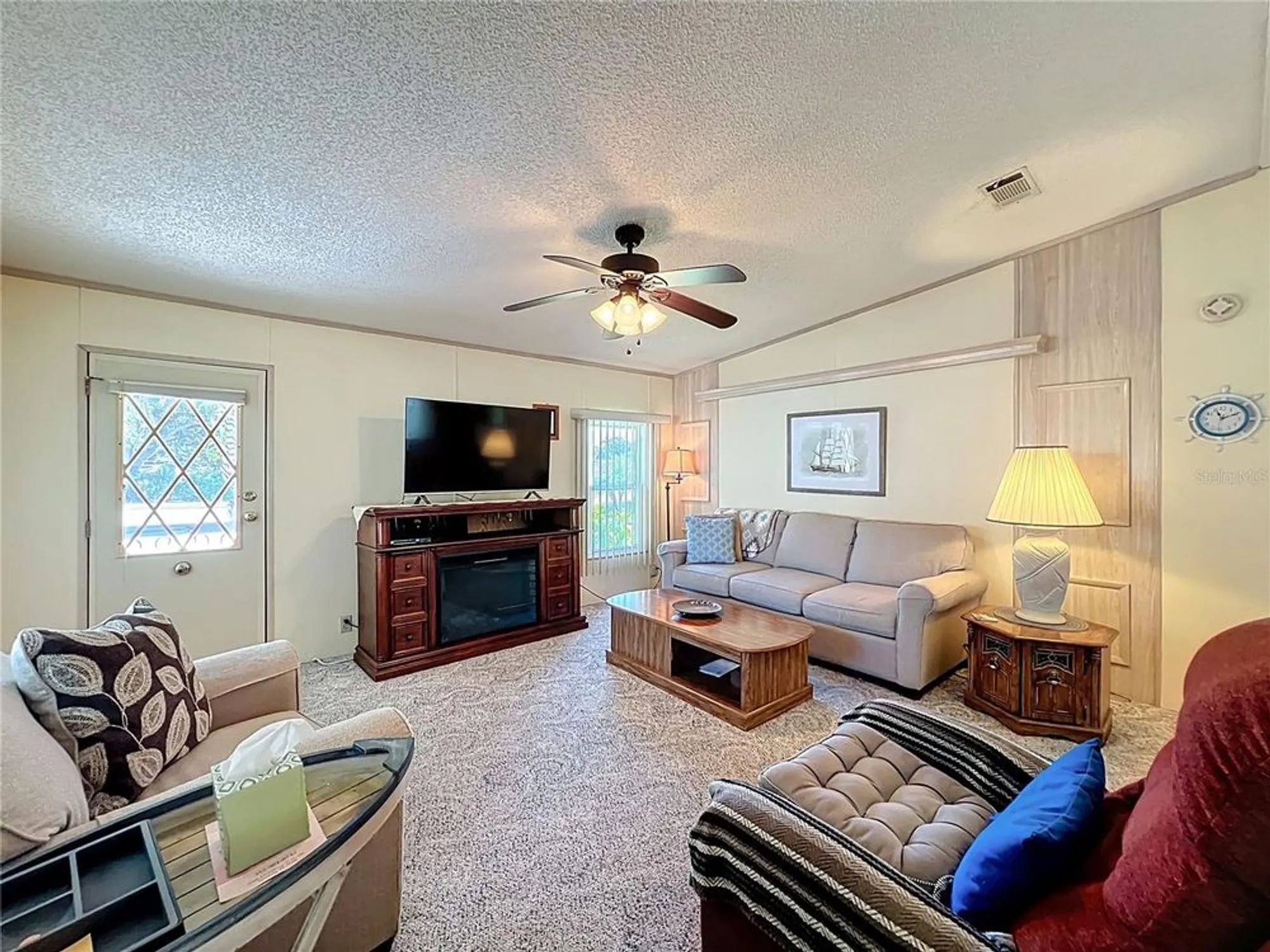 Property Slideshow image 8 of 45 | 25125 bellevue, Leesburg, FL, 34748