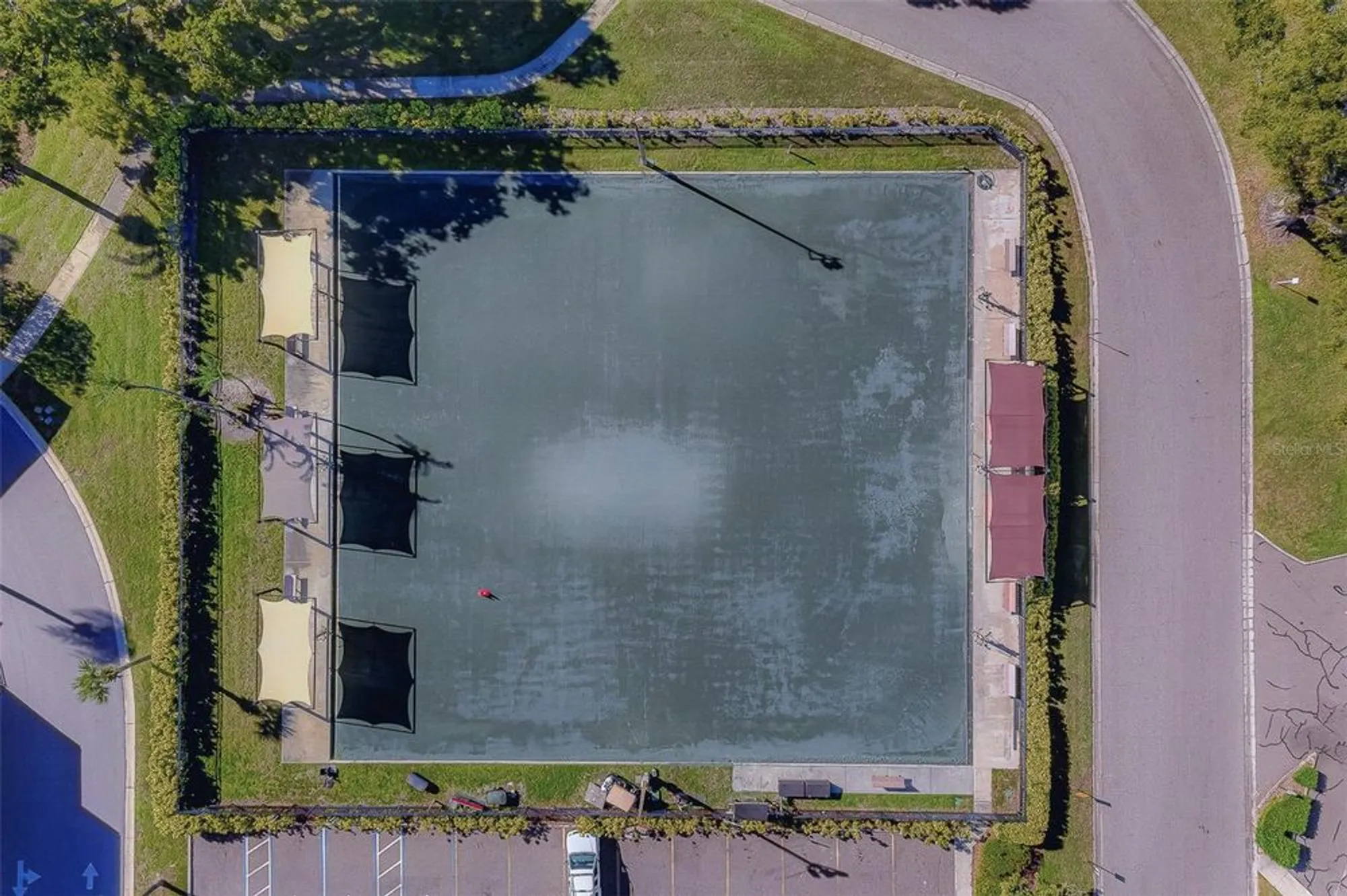 Property Slideshow image 49 of 55 | 2433 brazilia dr apt 5, Clearwater, FL, 33763