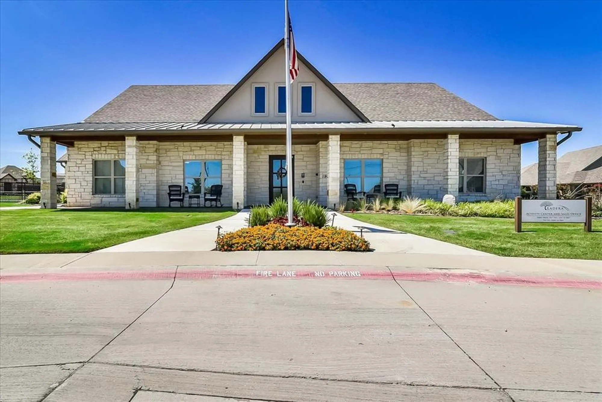 Property Slideshow image 25 of 39 | 2815 vista azul pl 2815, Mansfield, TX, 76063