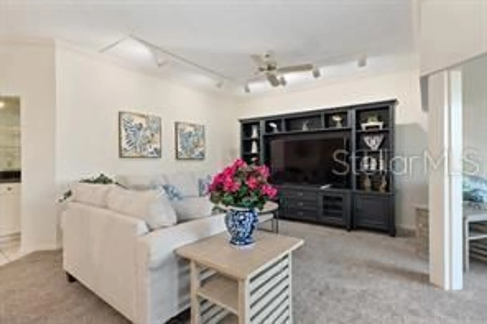 Property Slideshow image 8 of 52 | 5259 heron way # 103, Sarasota, FL, 34231