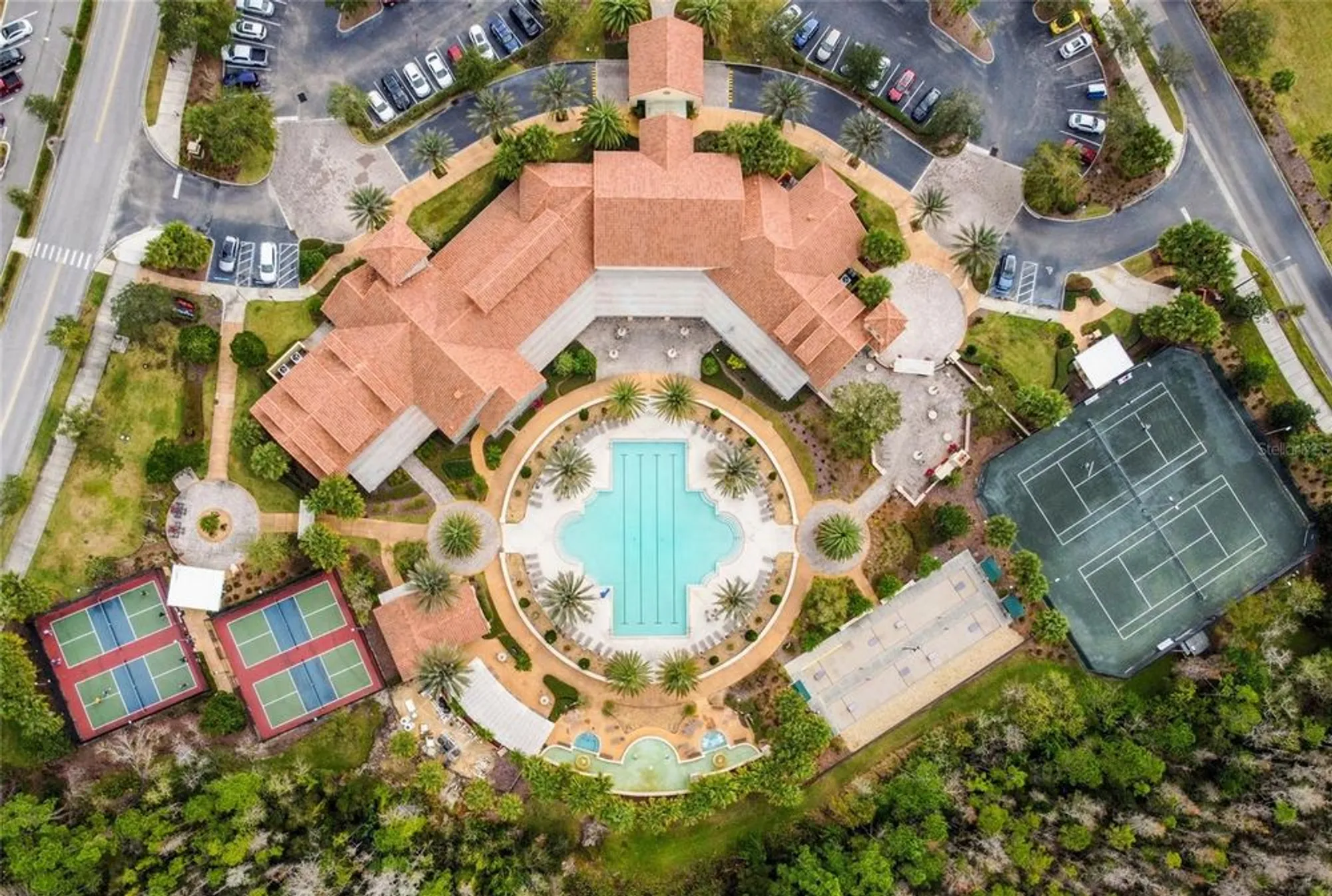 Property Slideshow image 74 of 76 | 680 portofino dr, Poinciana, FL, 34759
