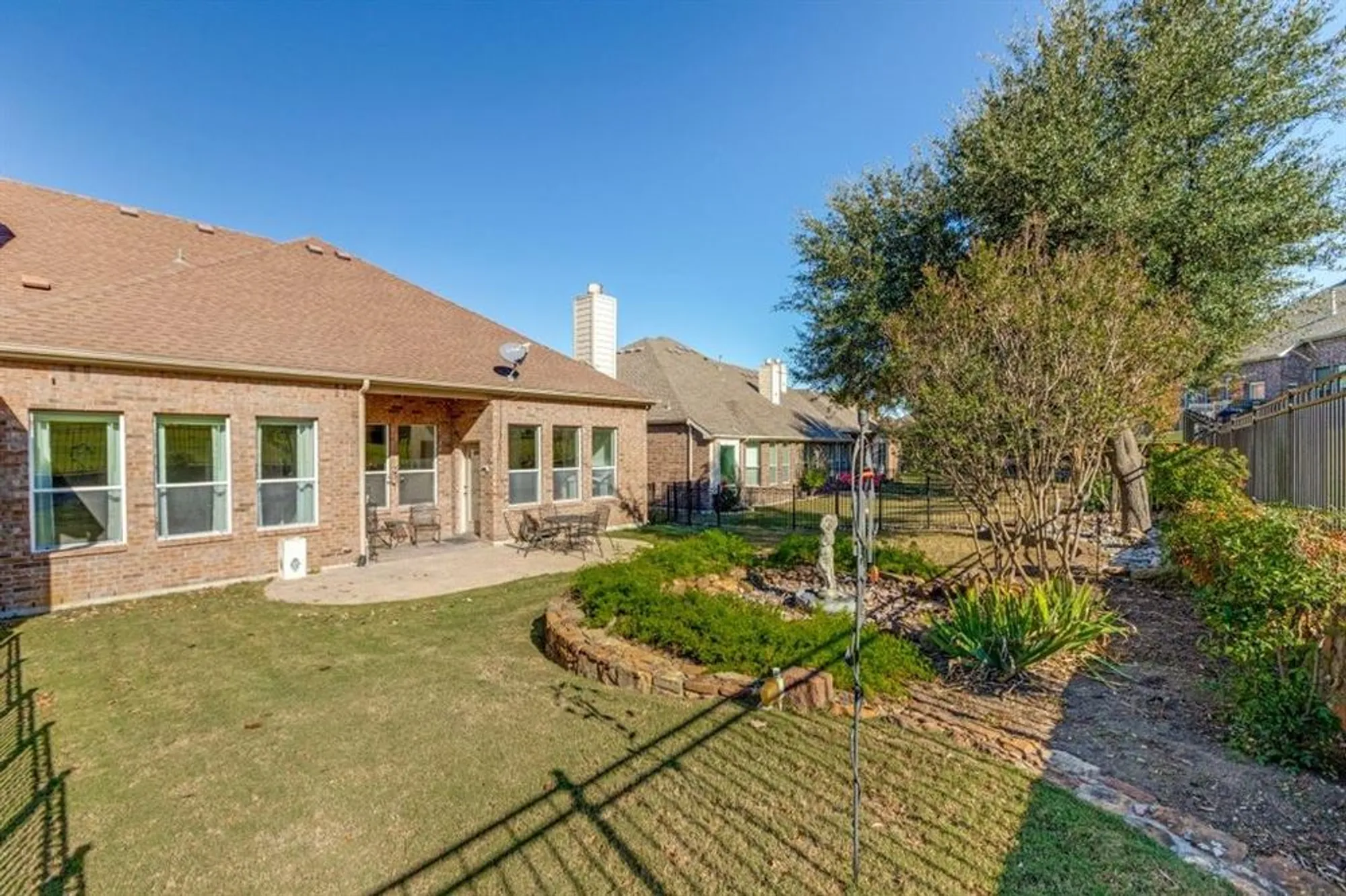 Property Slideshow image 23 of 25 | 727 scenic ranch cir, Fairview, TX, 75069