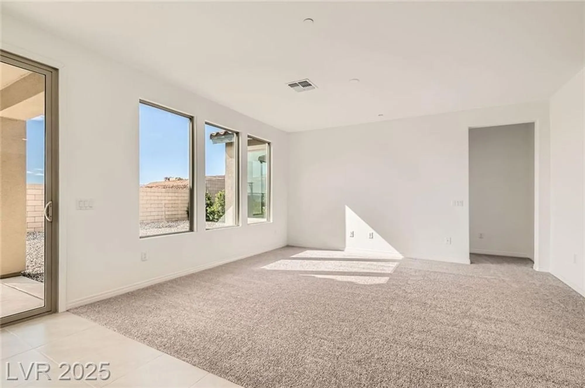 Property Slideshow image 6 of 29 | 58 sun lily ln, Henderson, NV, 89011