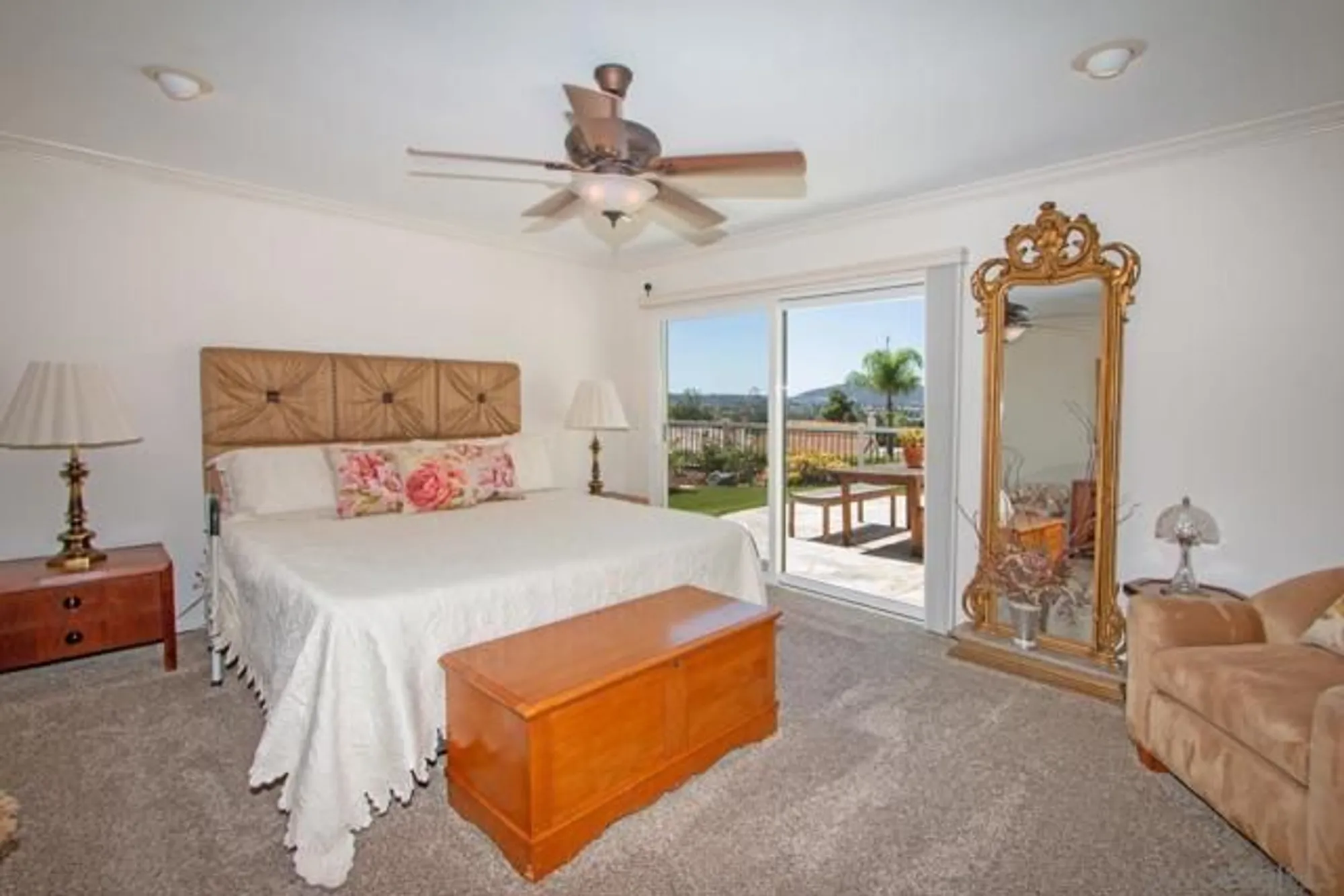 Property Slideshow image 31 of 41 | 17762 plaza acosta, San Diego, CA, 92128