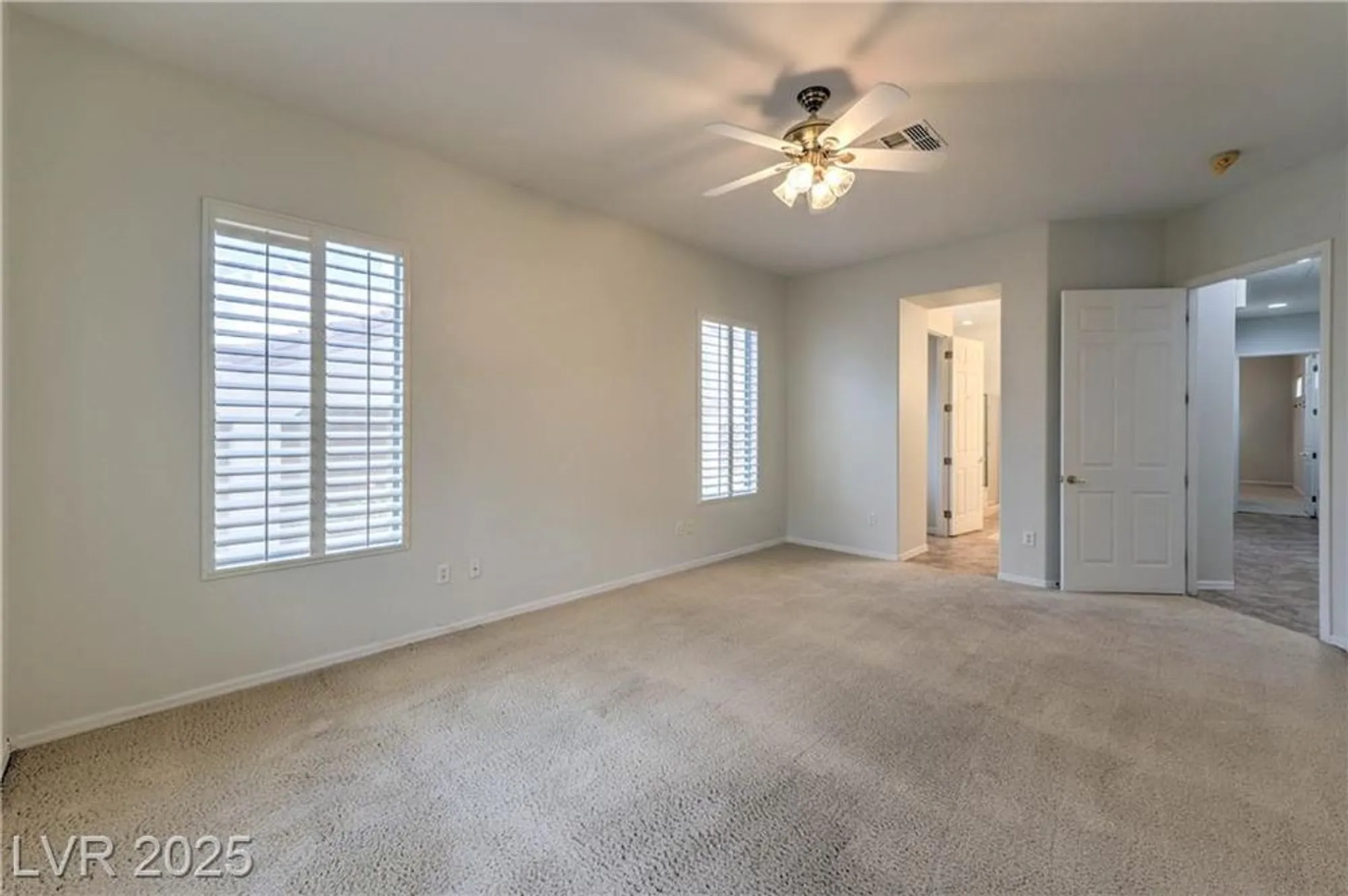 Property Slideshow image 15 of 35 | 2563 collinsville dr, Henderson, NV, 89052