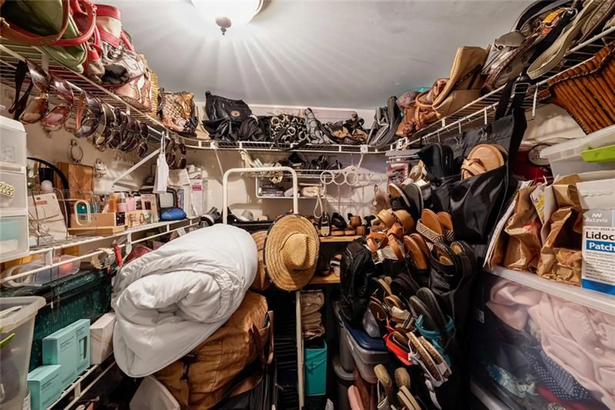 Property Slideshow image 29 of 51 | 551 nw 76th ter apt 208, Margate, FL, 33063