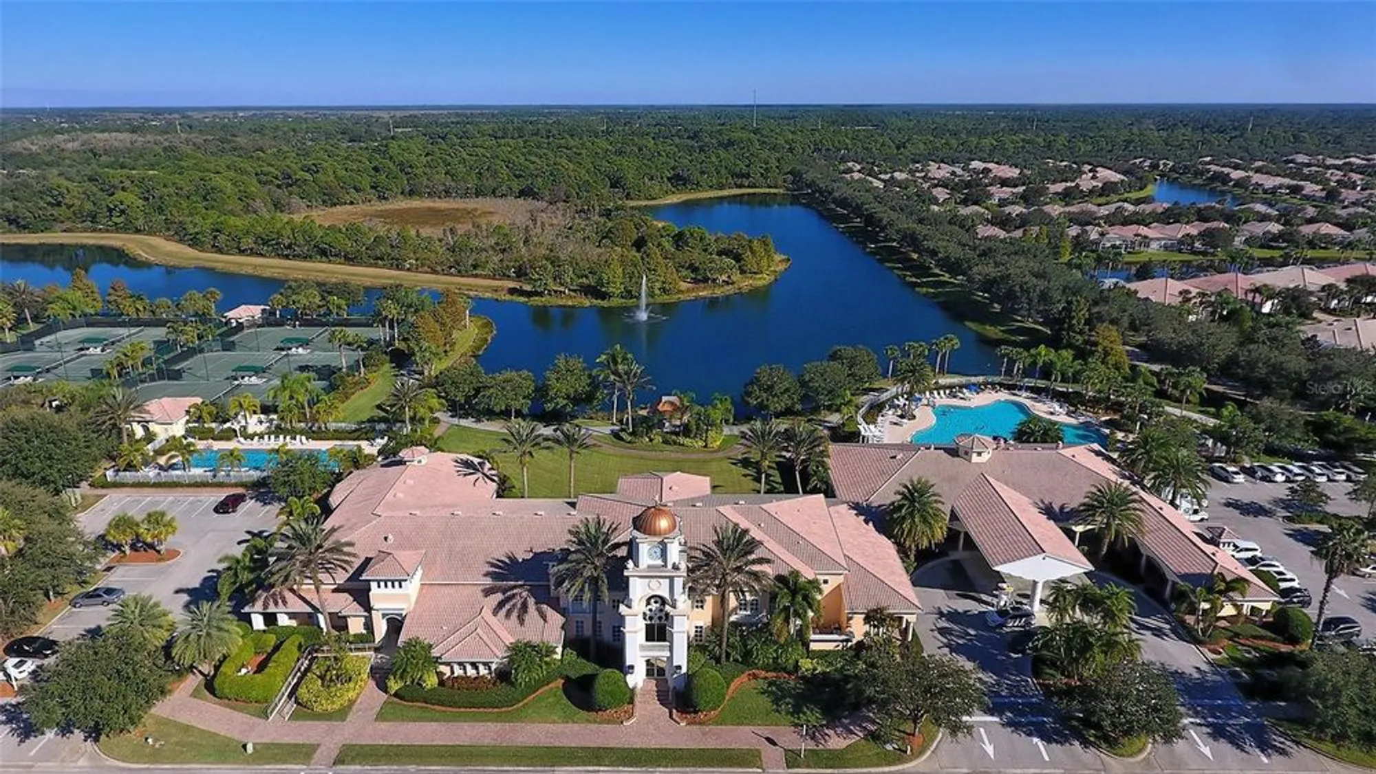 Property Slideshow image 53 of 100 | 5679 ferrara dr, Sarasota, FL, 34238