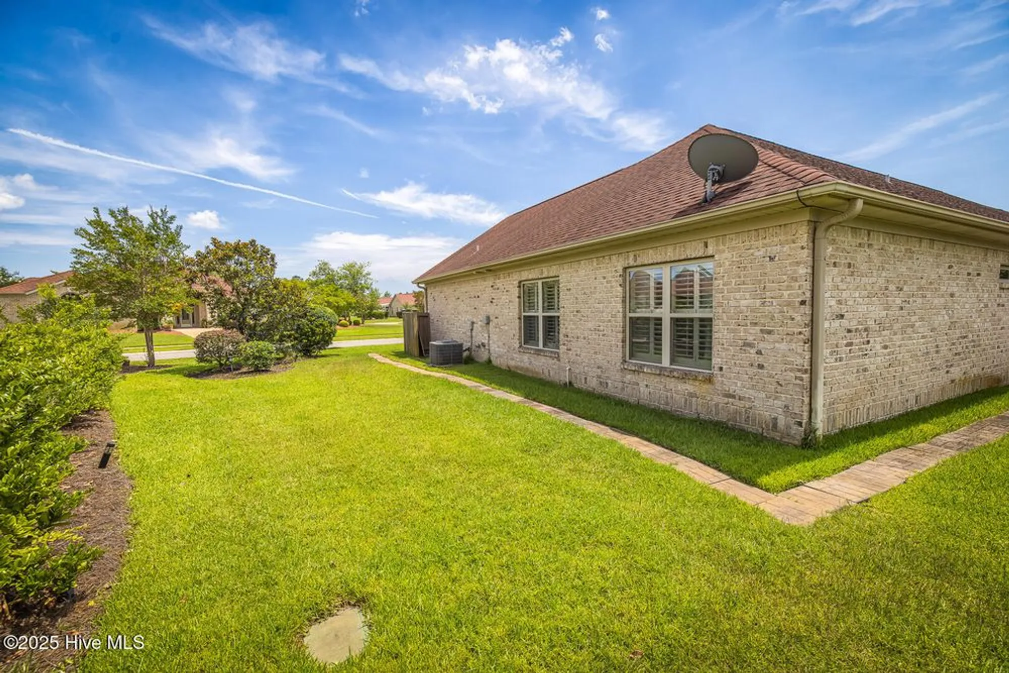 Property Slideshow image 34 of 46 | 2115 villamar dr, Leland, NC, 28451