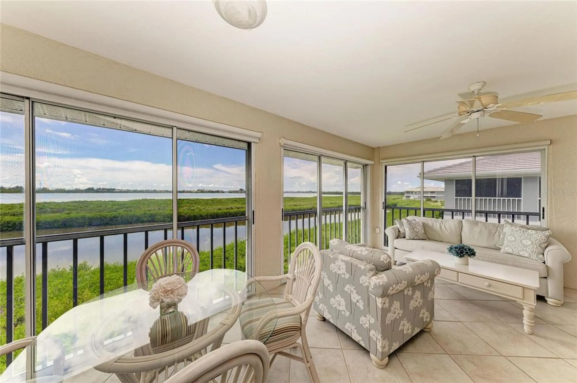 Property Slideshow image 26 of 45 | 1247 edgewater cir # 1247, Bradenton, FL, 34209