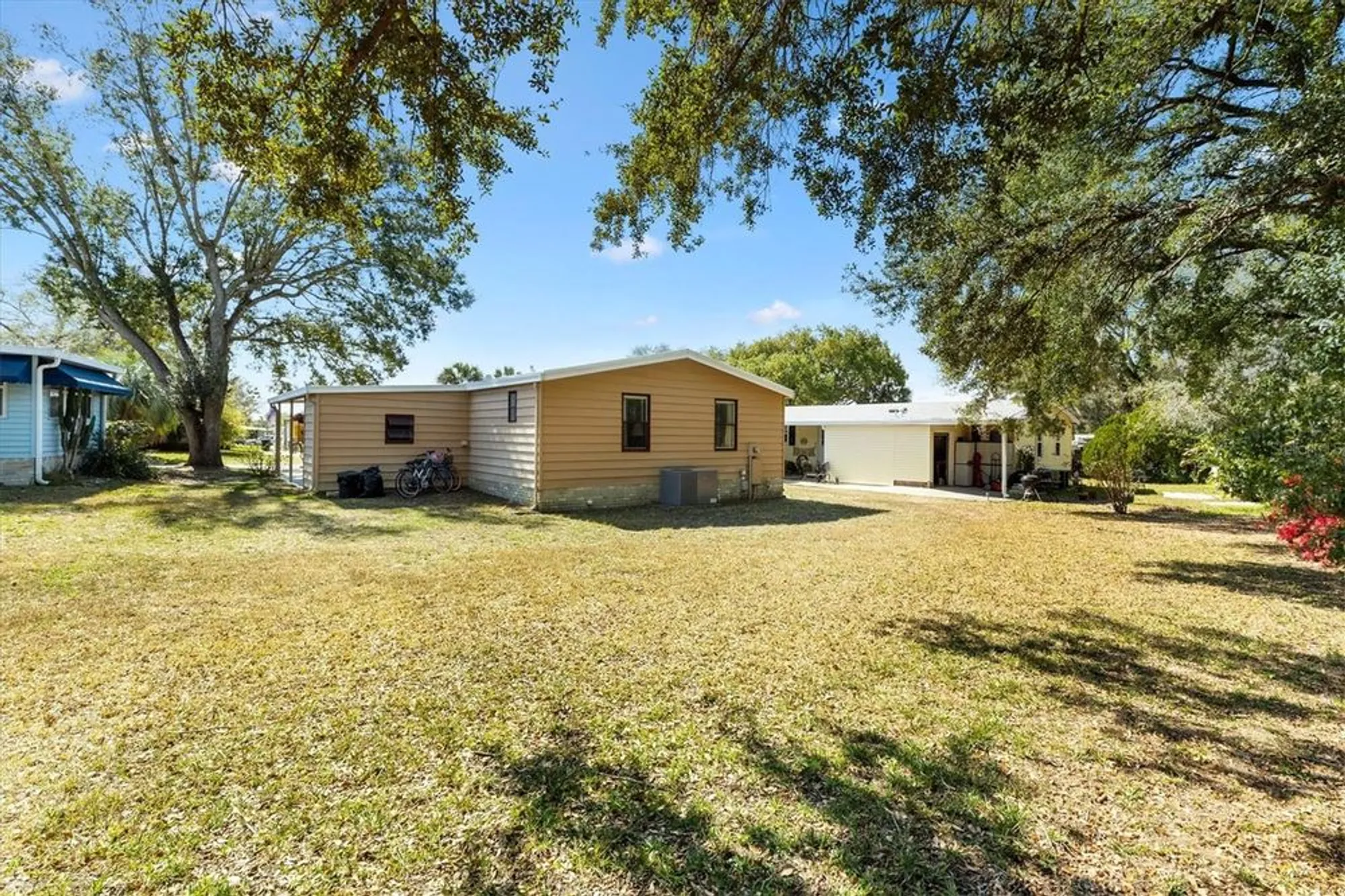 Property Slideshow image 26 of 27 | 520 saint andrews blvd, The Villages, FL, 32159