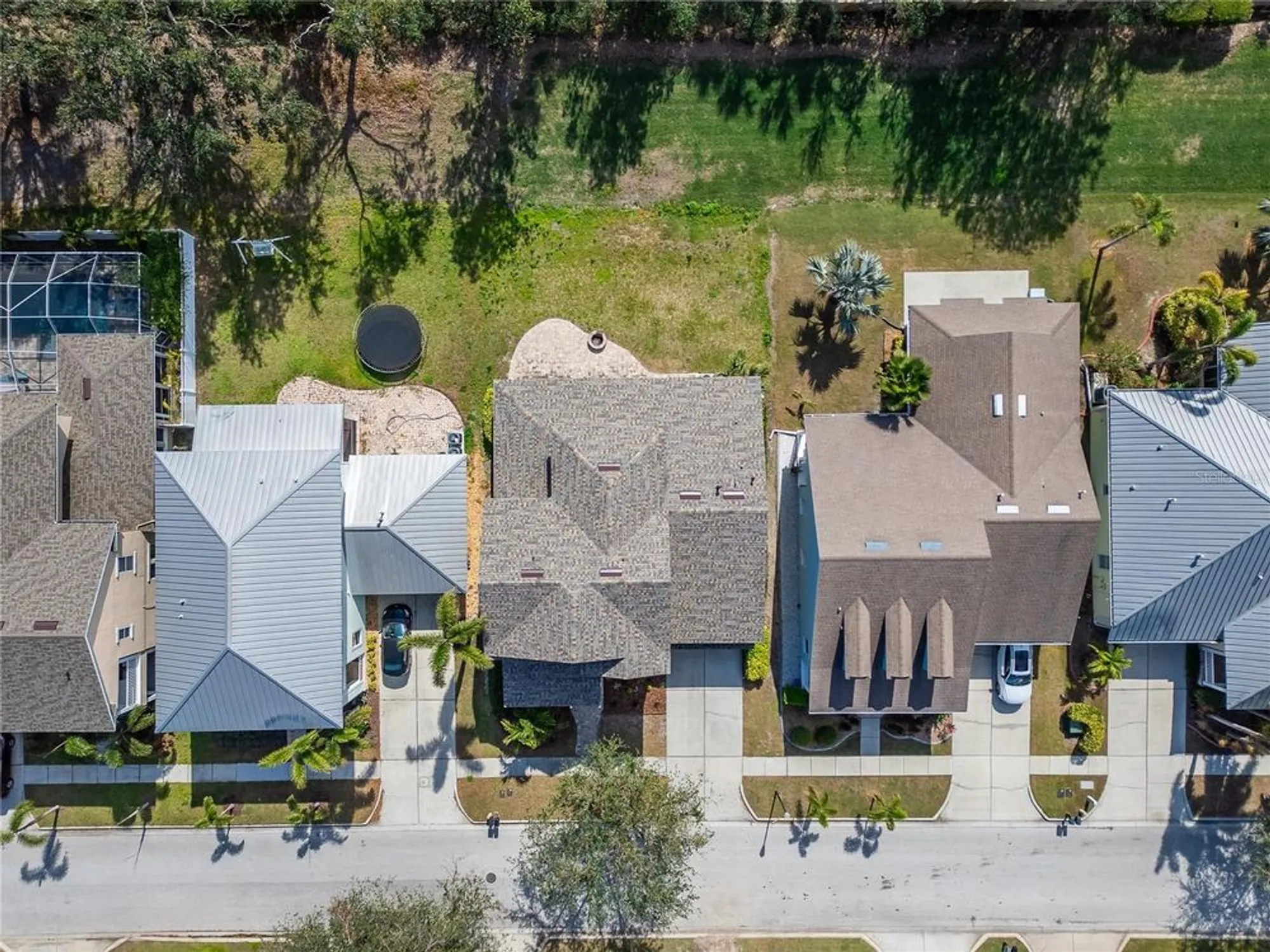 Property Slideshow image 81 of 100 | 410 manns harbor dr, Apollo Beach, FL, 33572