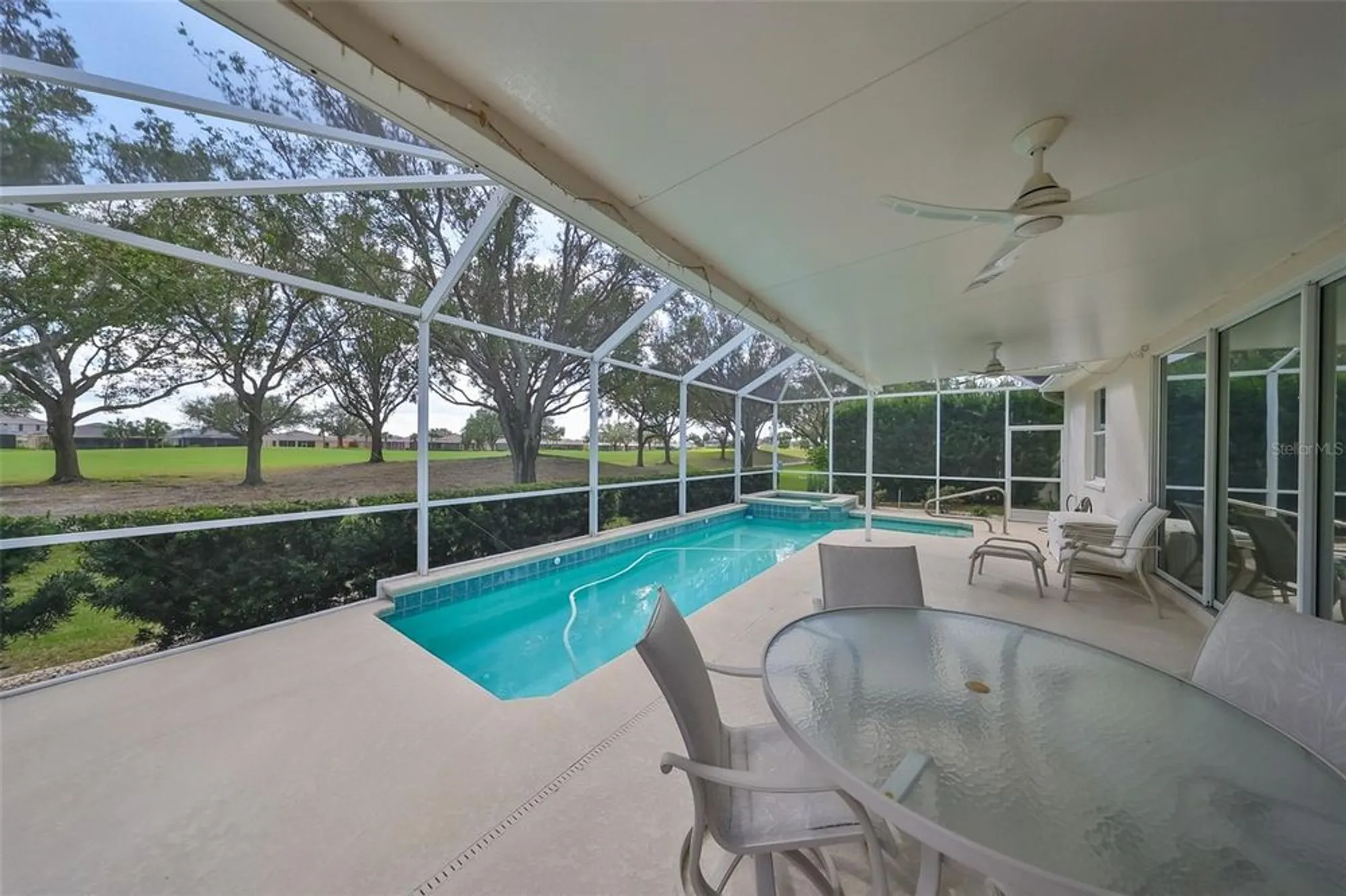 Property Slideshow image 28 of 37 | 1120 emerald dunes dr, Sun City Center, FL, 33573