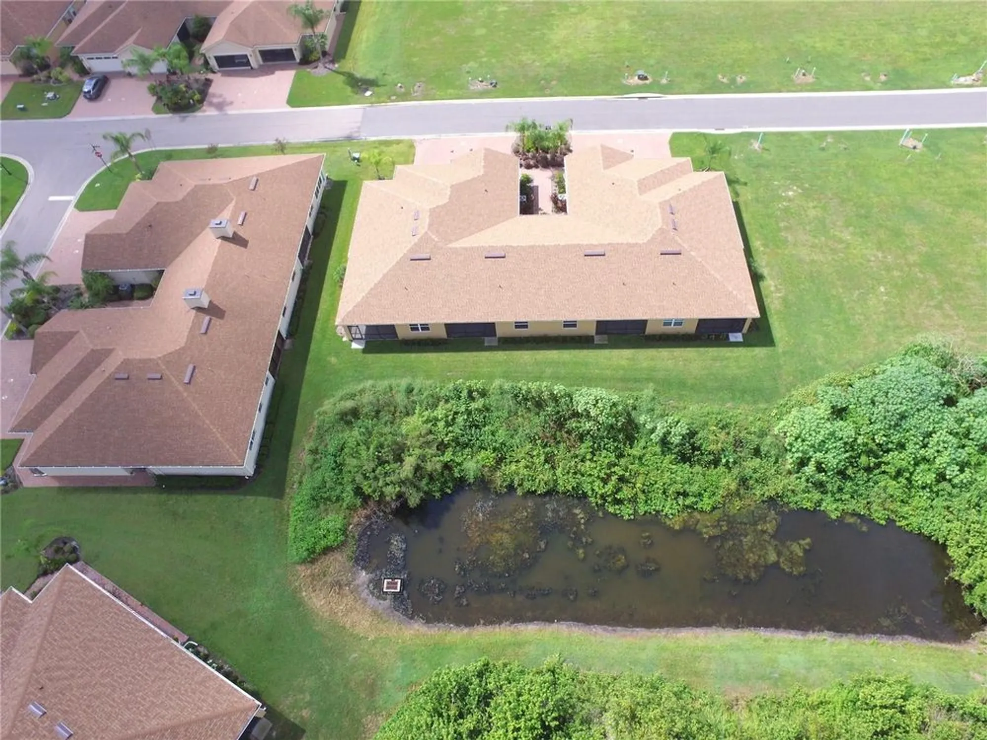 Property Slideshow image 35 of 73 | 1709 linz ct, Winter Haven, FL, 33884