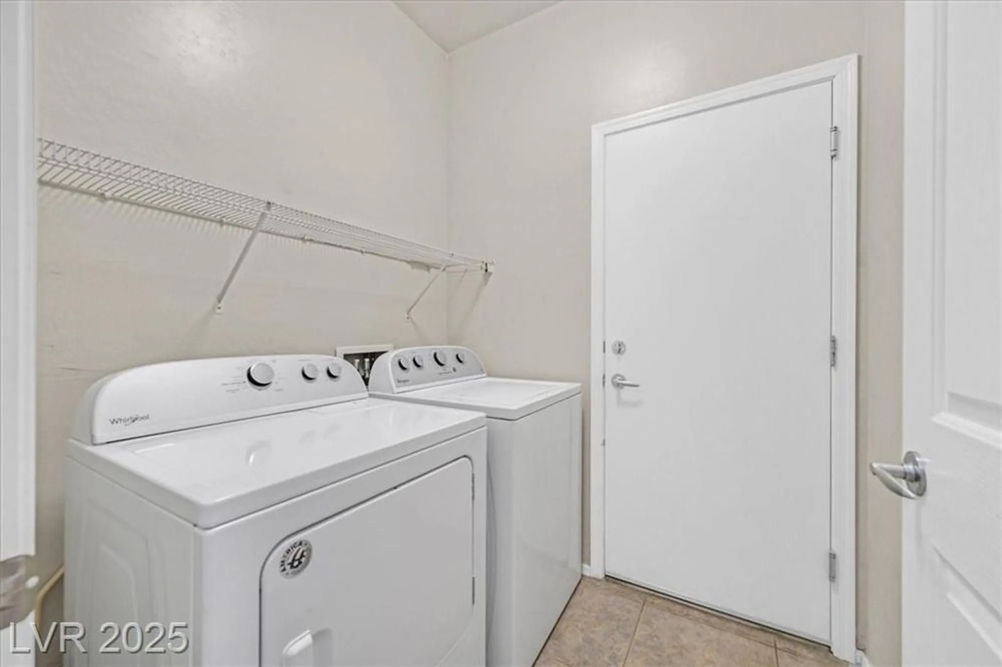 Property Slideshow image 21 of 32 | 2251 bildad dr, Henderson, NV, 89044
